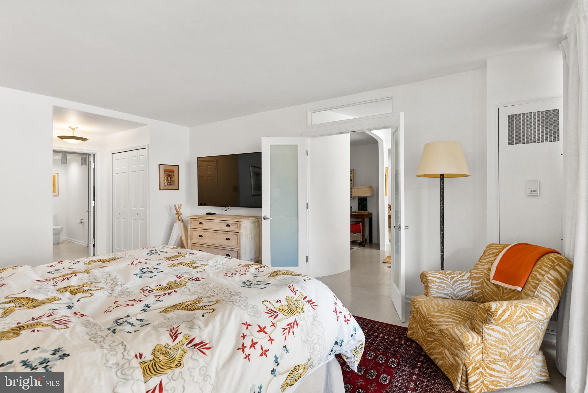 700 New Hampshire Ave NW #416
