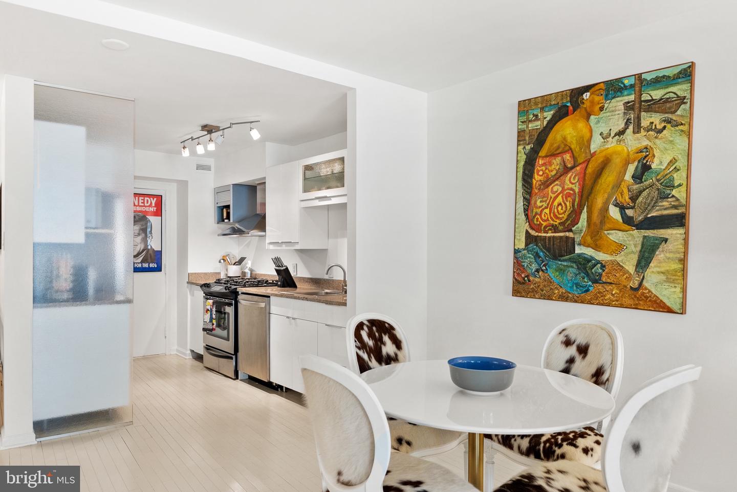 700 New Hampshire Ave NW #416