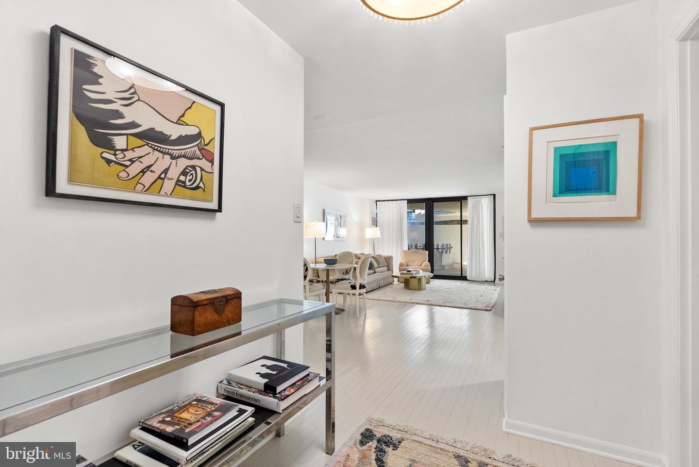700 New Hampshire Ave NW #416