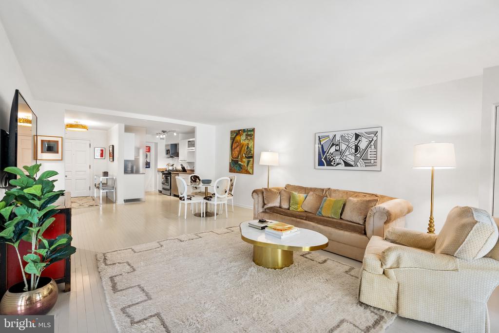 700 New Hampshire Ave NW #416