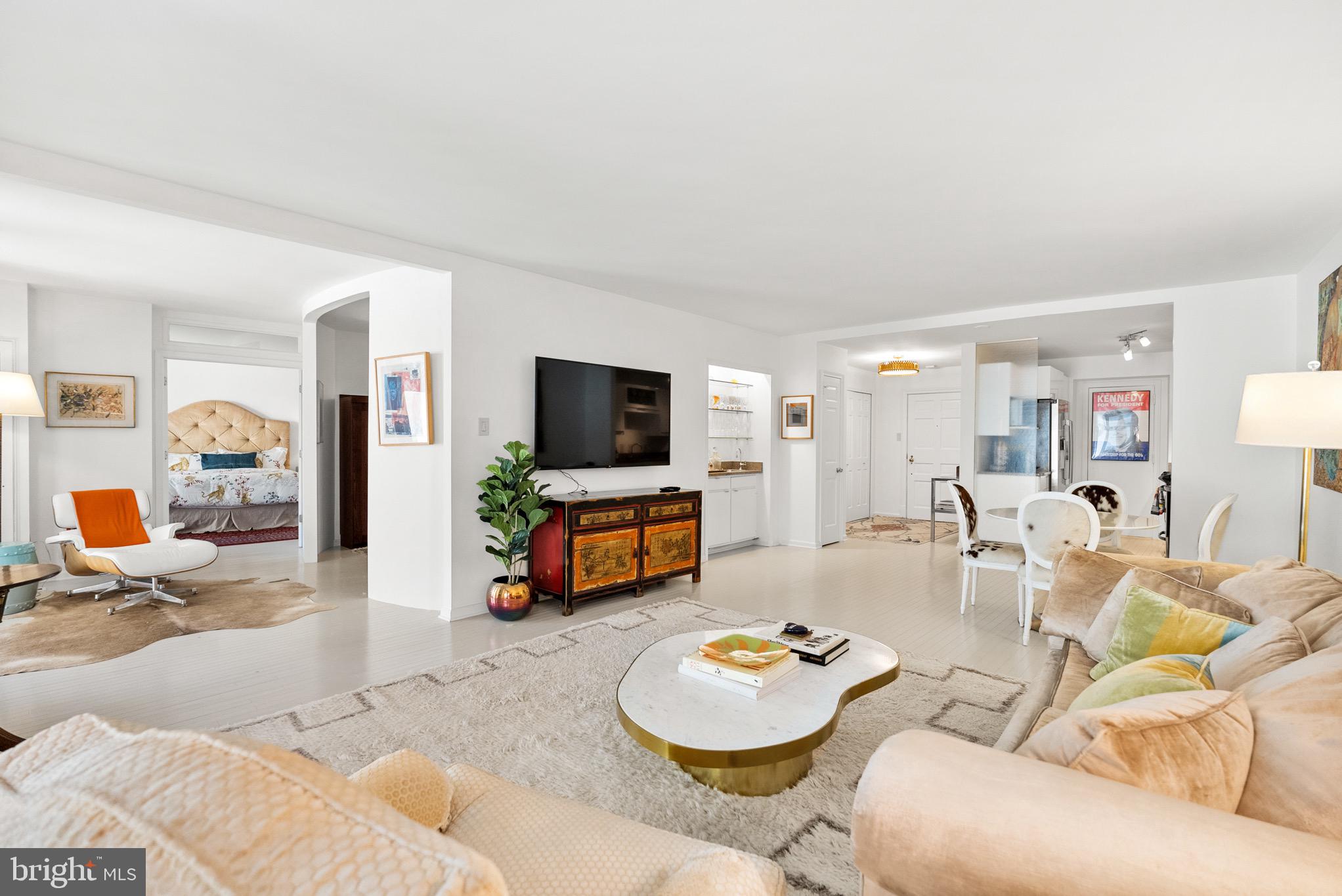 700 New Hampshire Ave NW #416