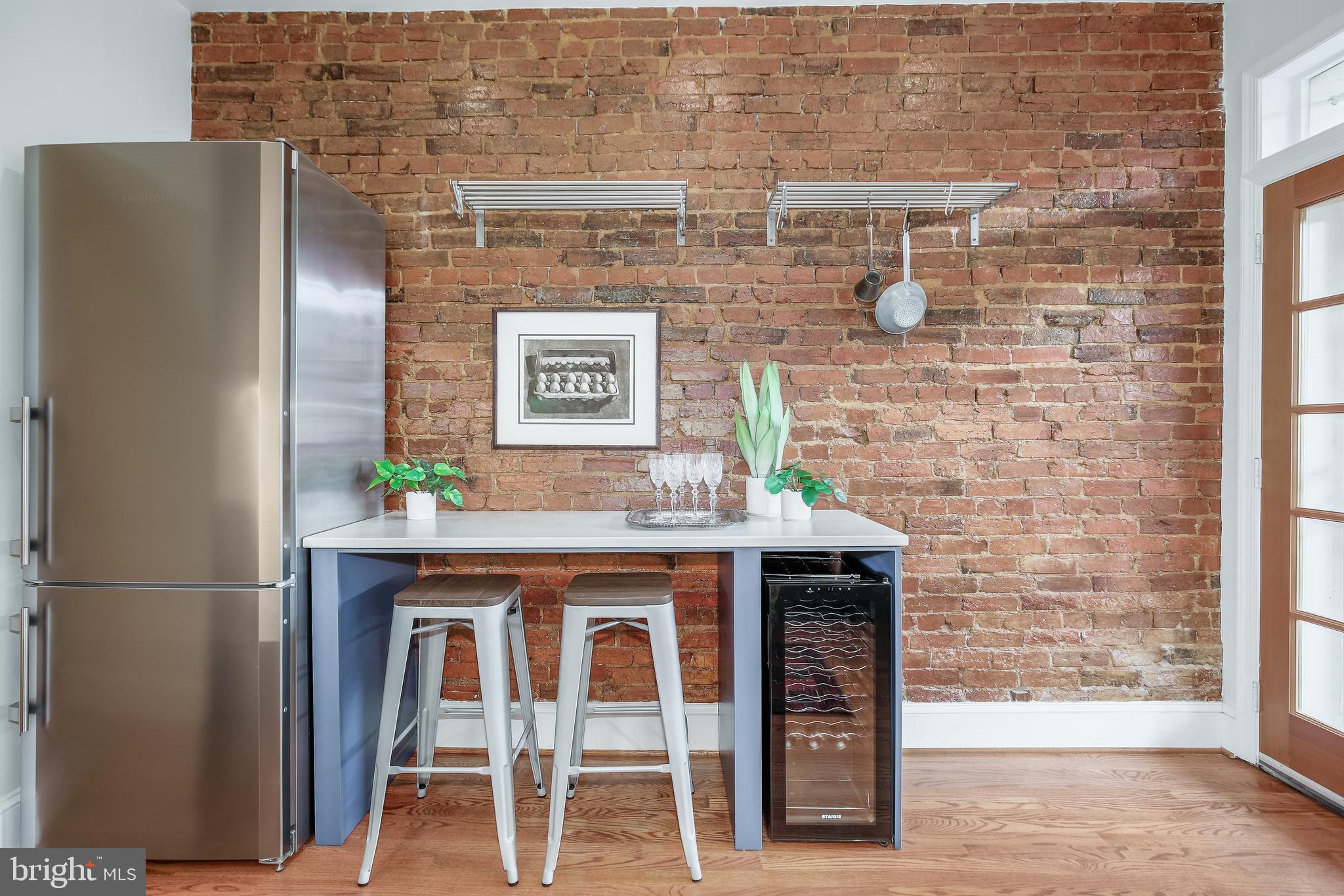 1114 Fairmont St NW