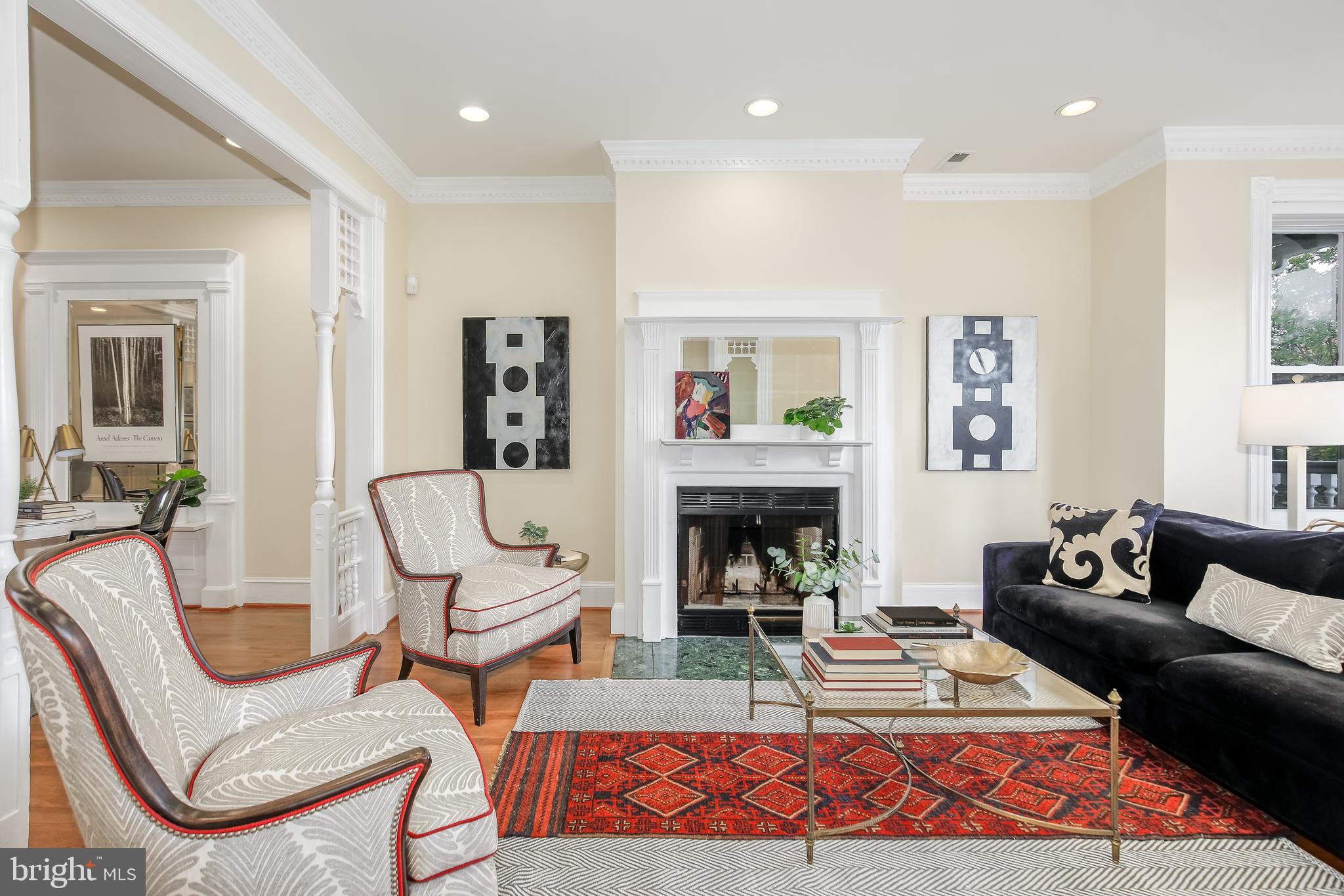 1114 Fairmont St NW