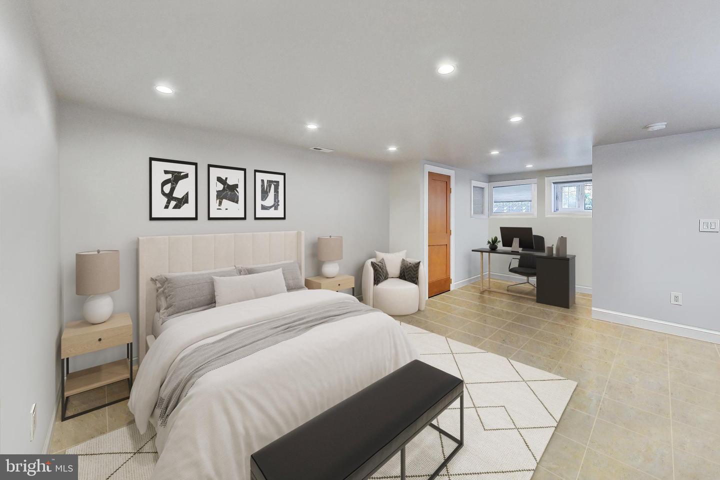 1114 Fairmont St NW