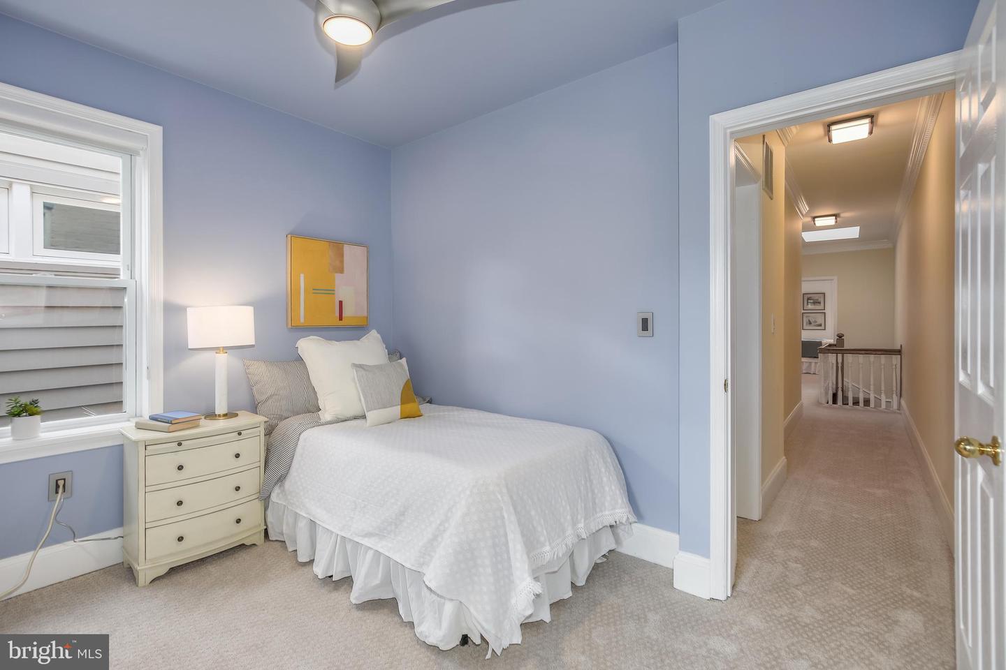 1114 Fairmont St NW