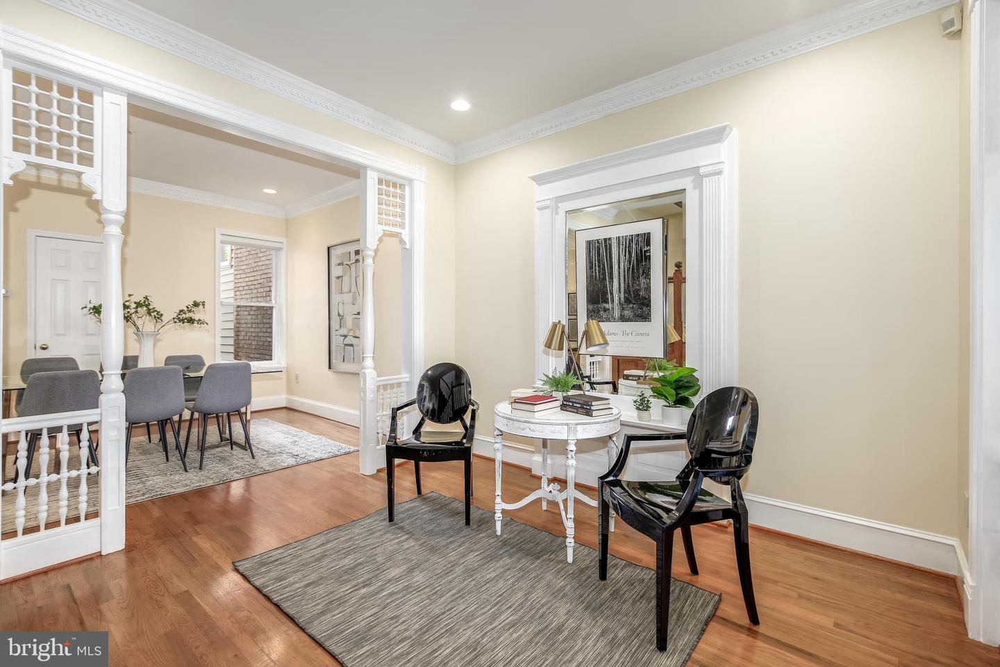 1114 Fairmont St NW