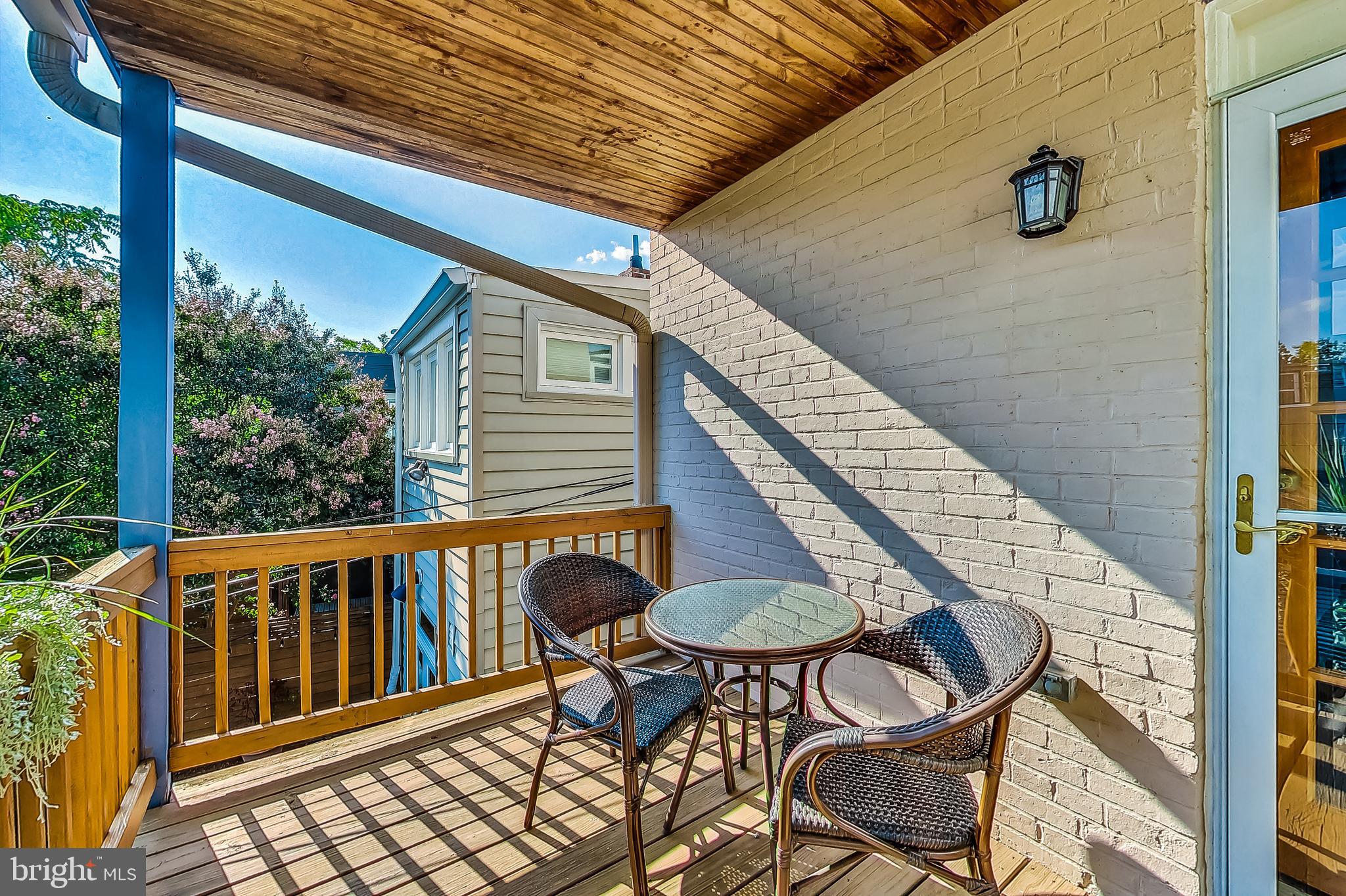 1114 Fairmont St NW