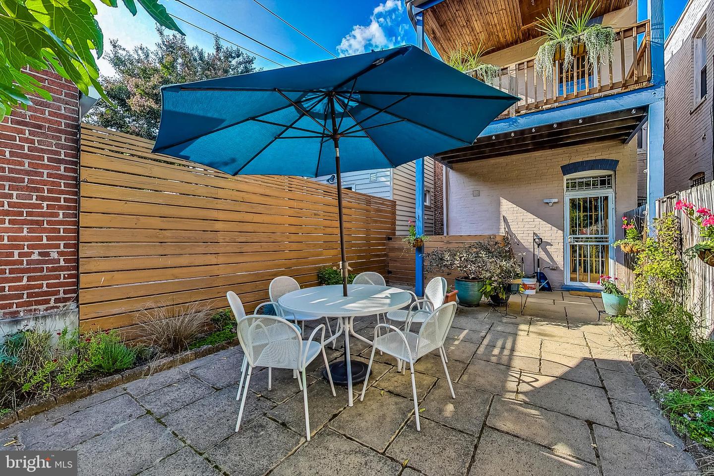 1114 Fairmont St NW