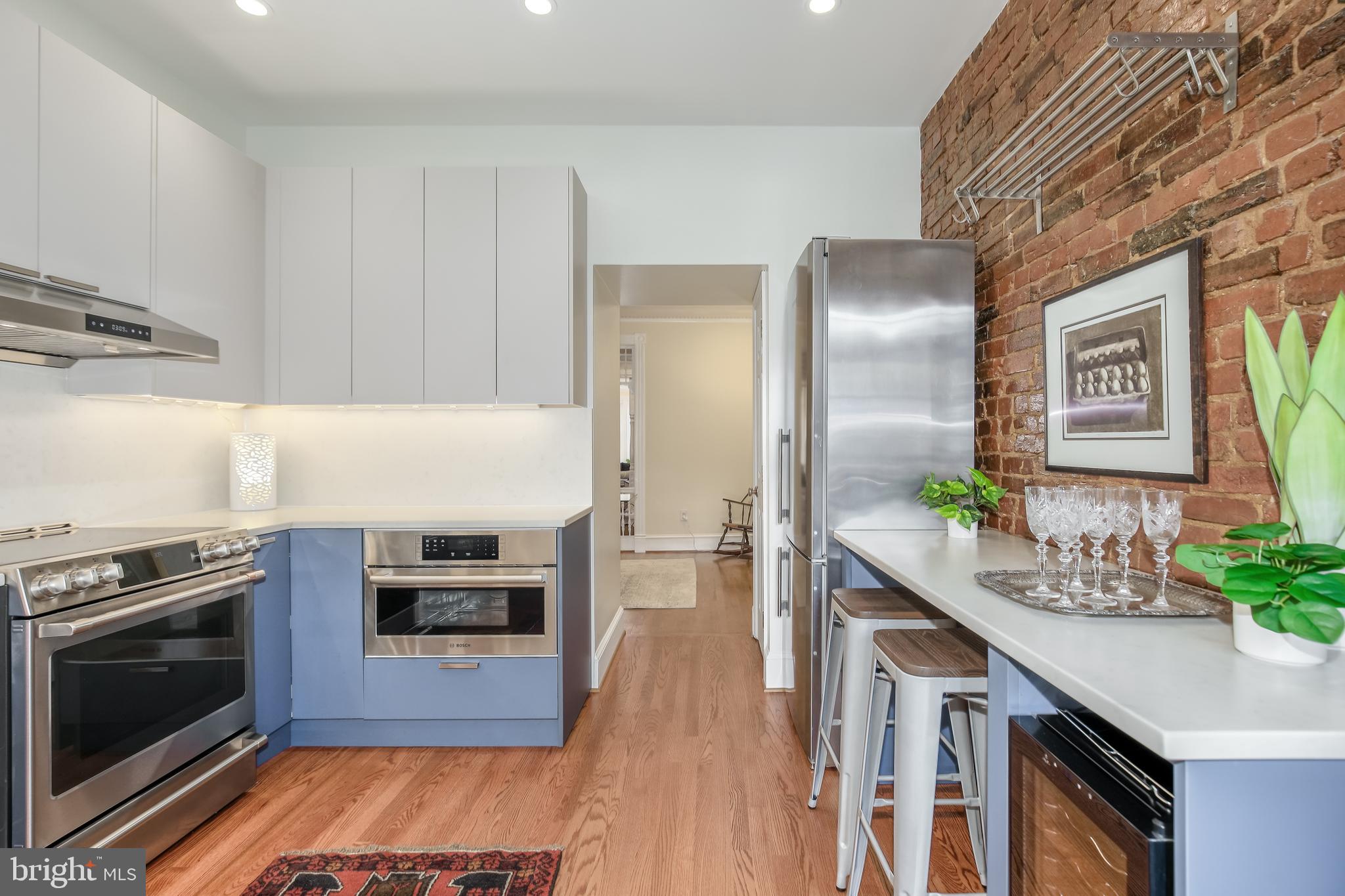 1114 Fairmont St NW