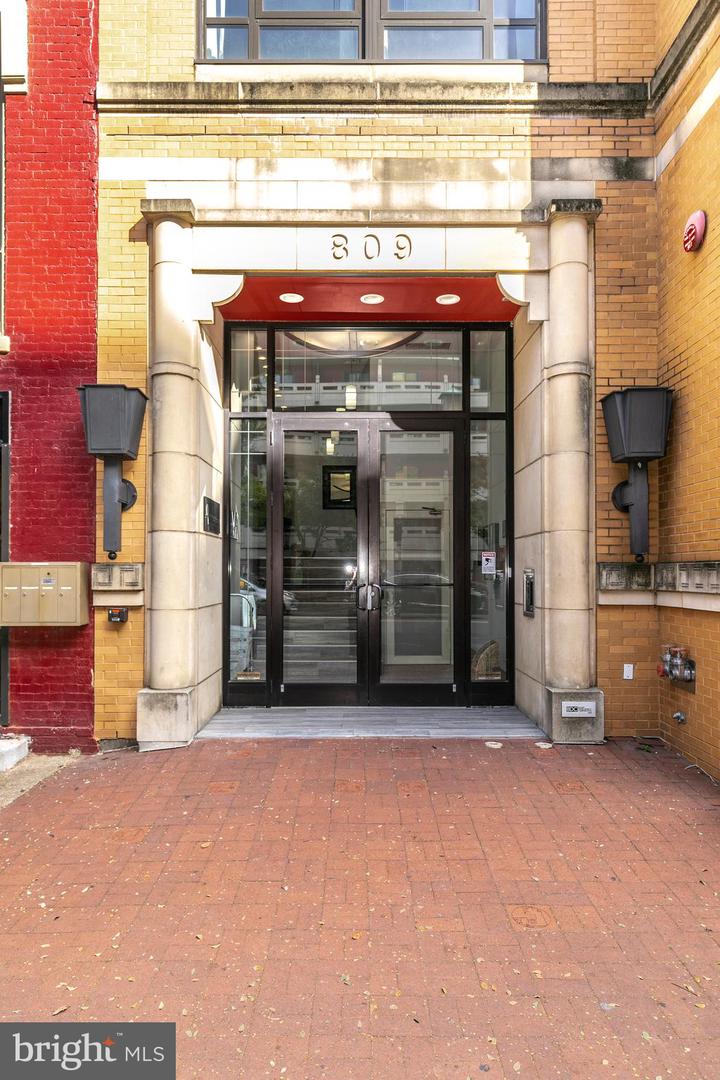809 6th St NW #41