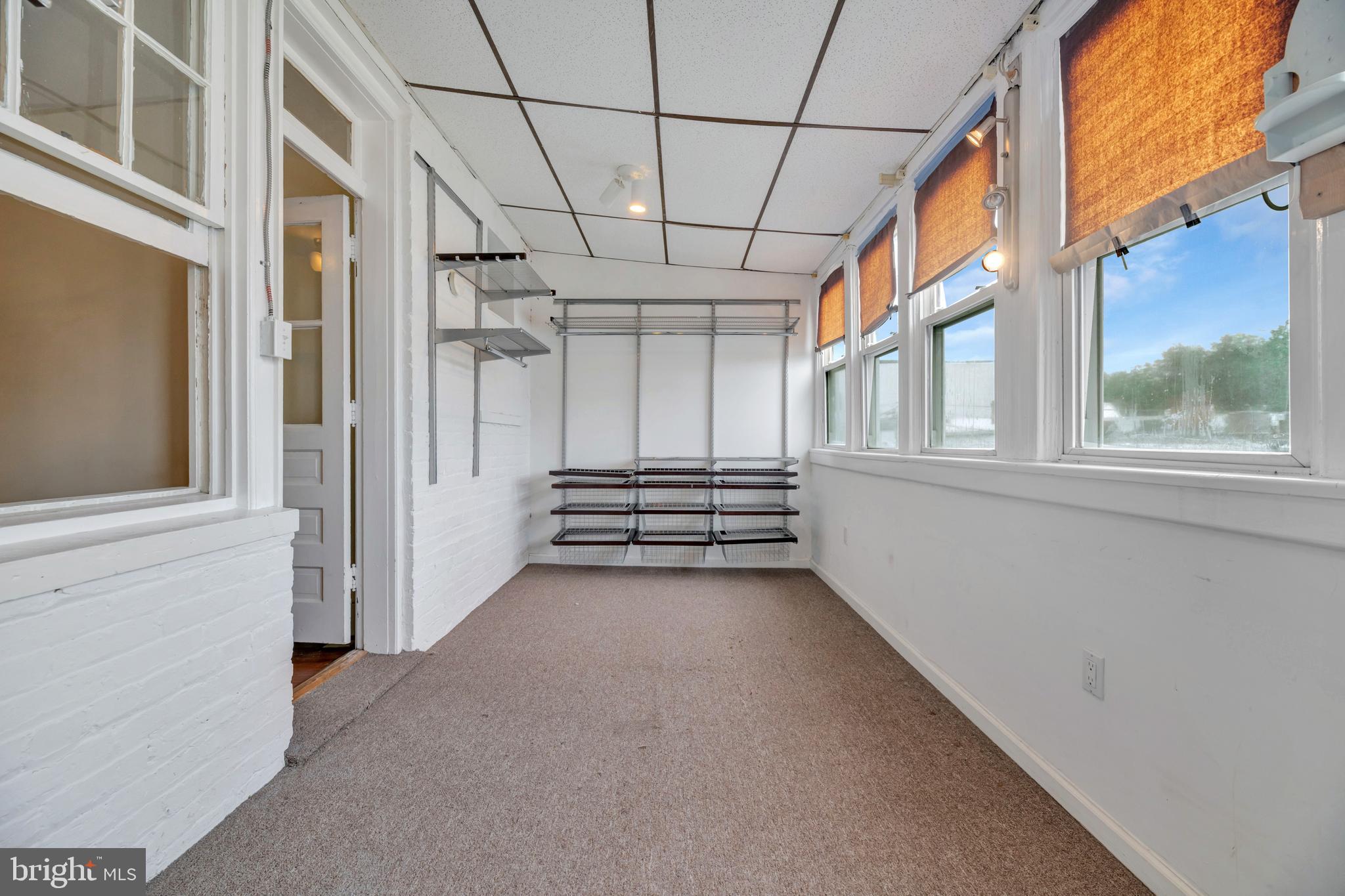 1403 ORREN STREET NE