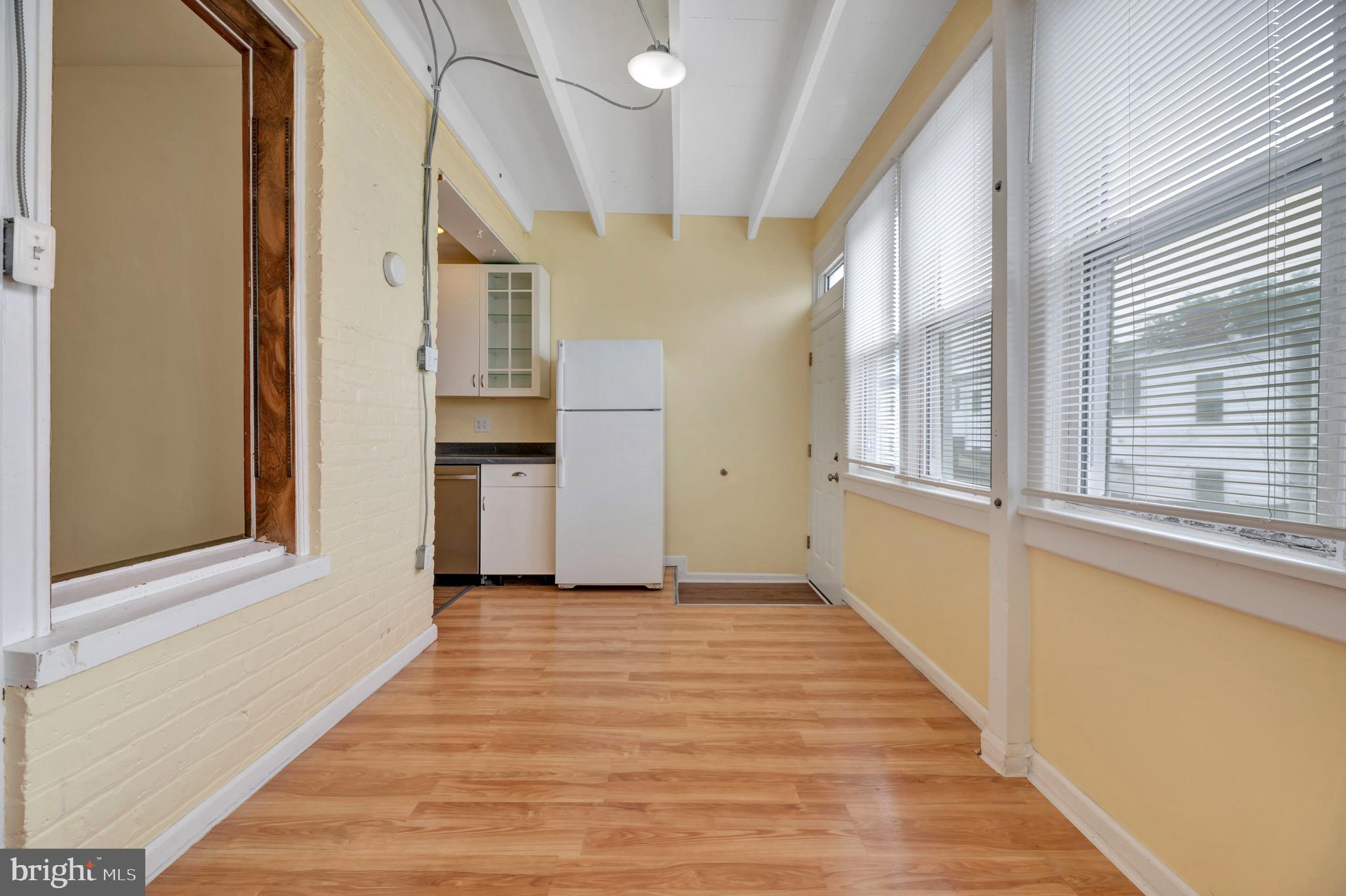 1403 ORREN STREET NE