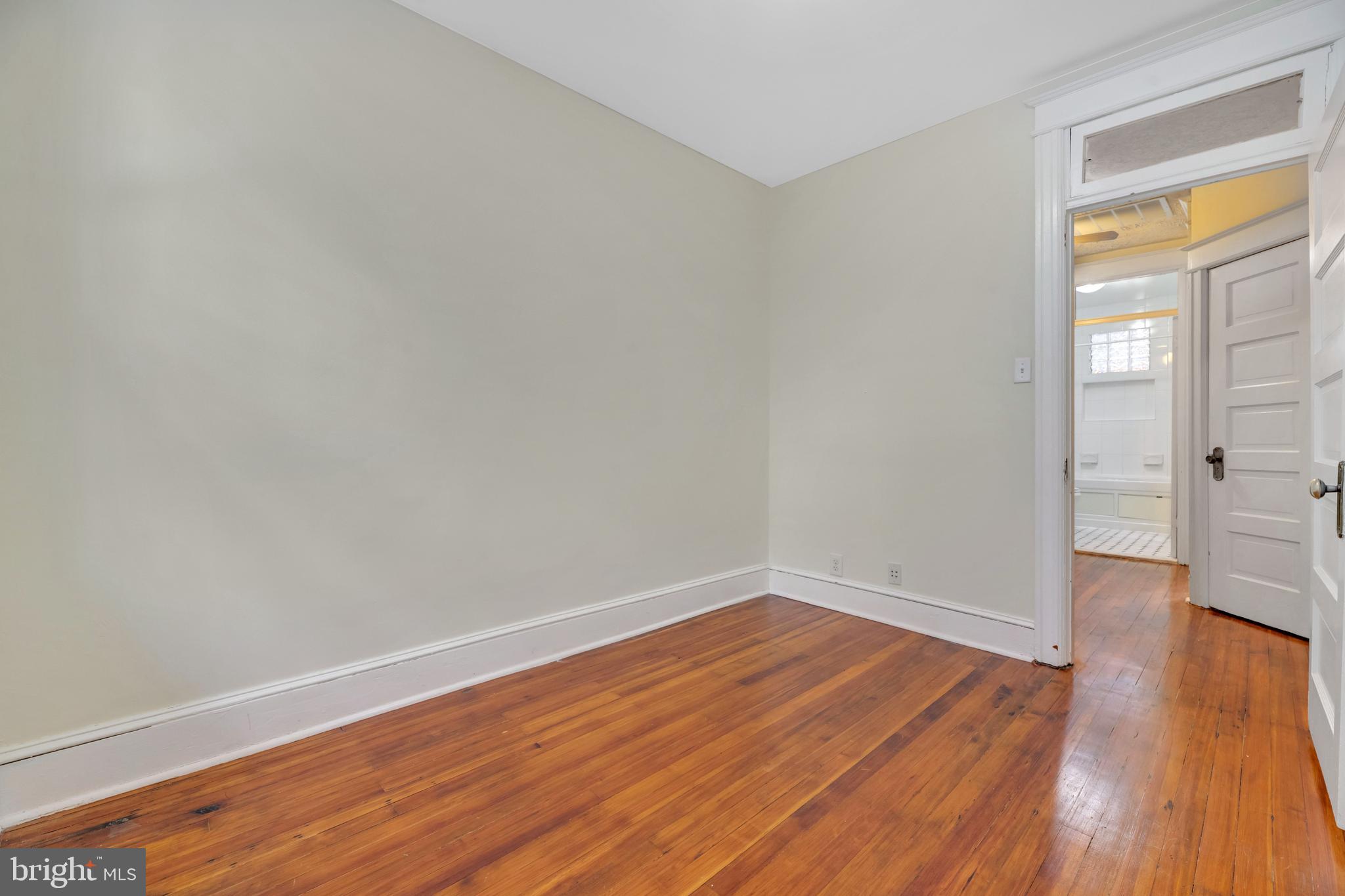 1403 ORREN STREET NE