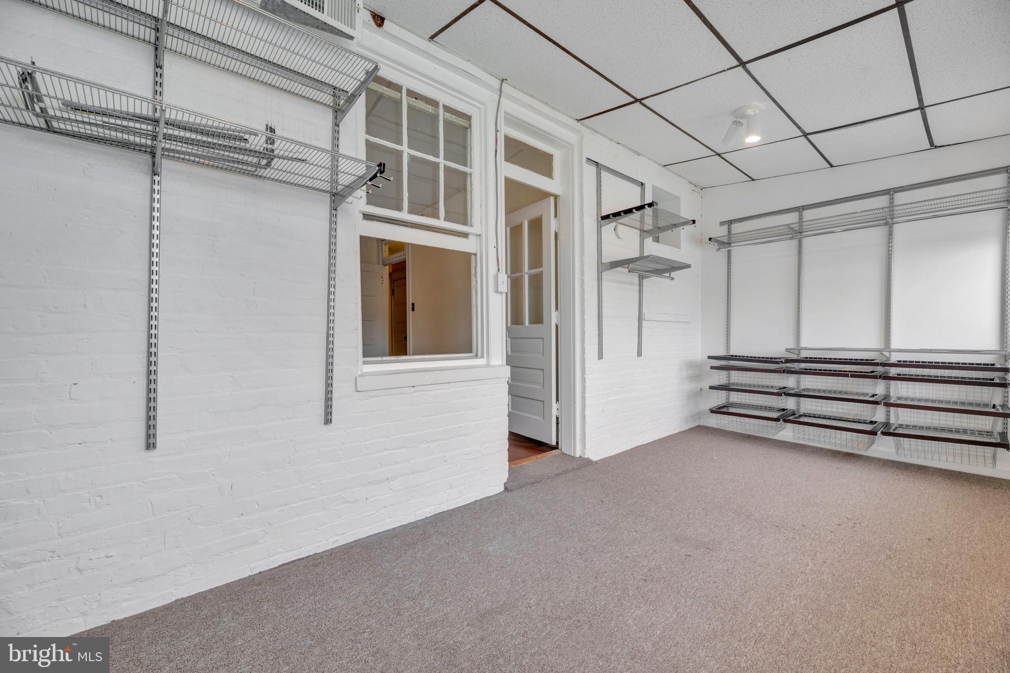 1403 ORREN STREET NE