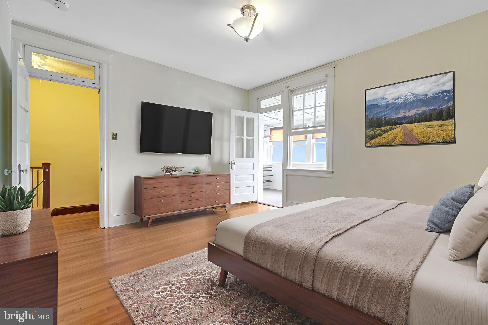 1403 ORREN STREET NE