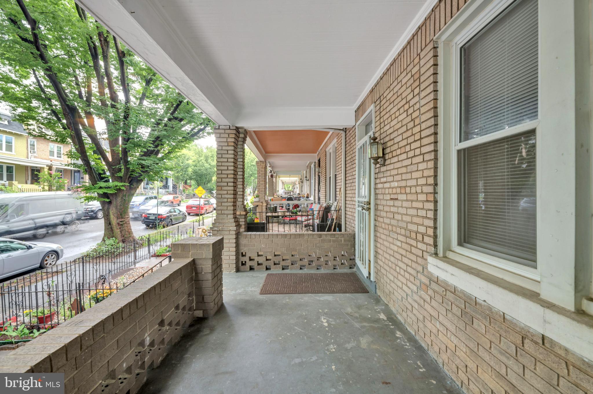 1403 ORREN STREET NE