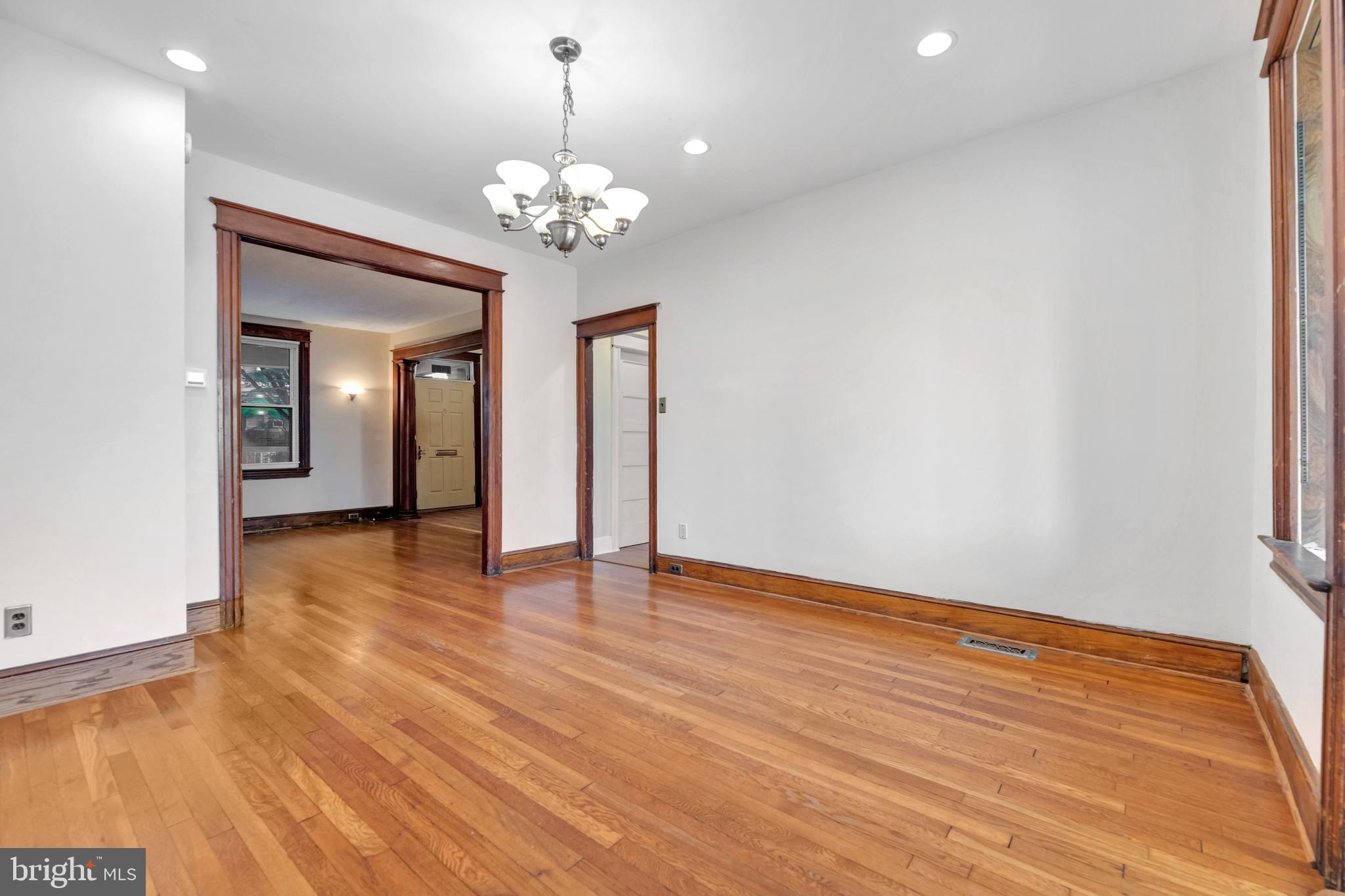 1403 ORREN STREET NE