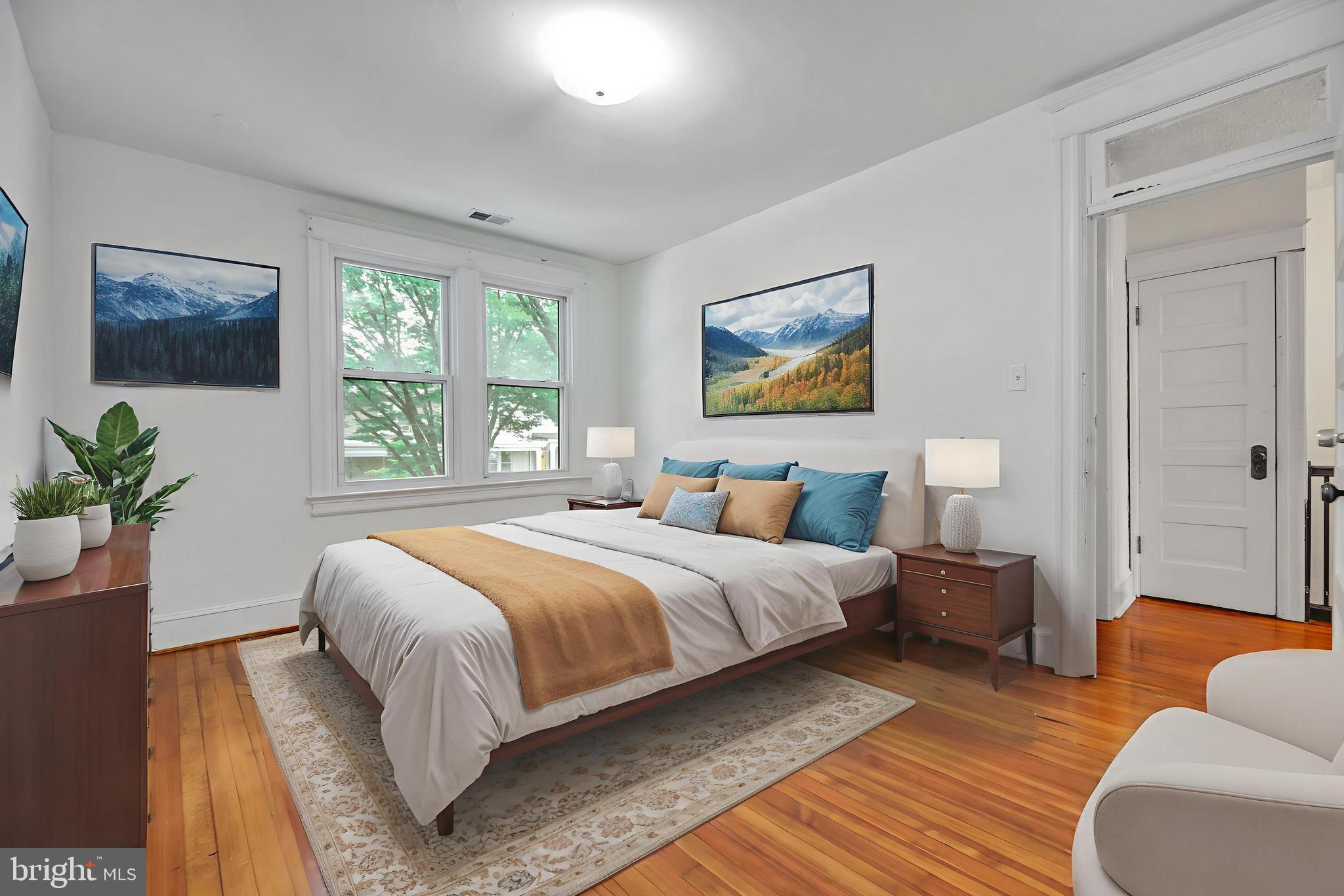 1403 ORREN STREET NE