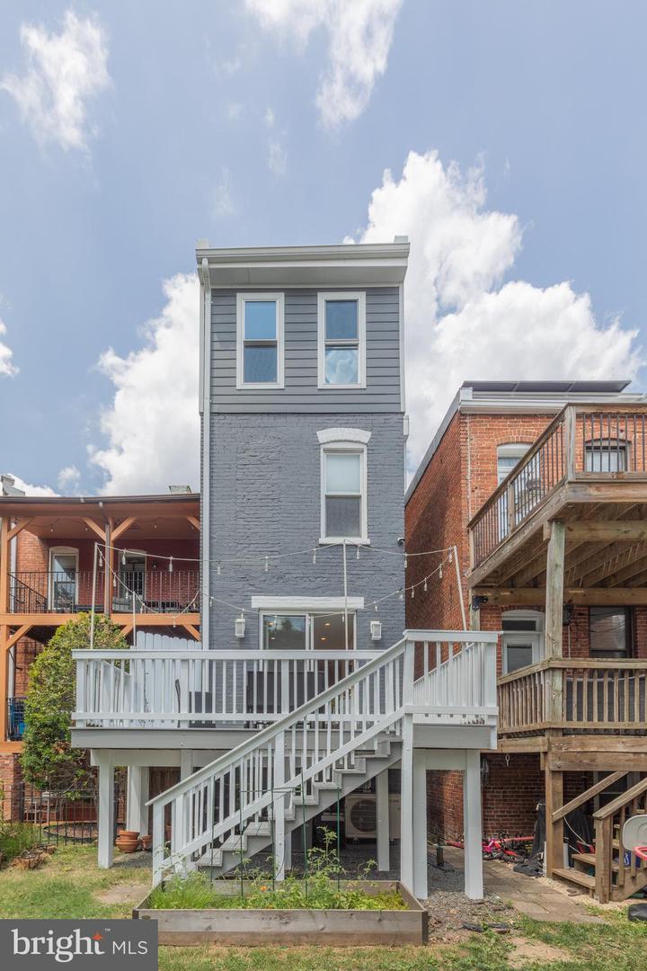 1503 G St SE