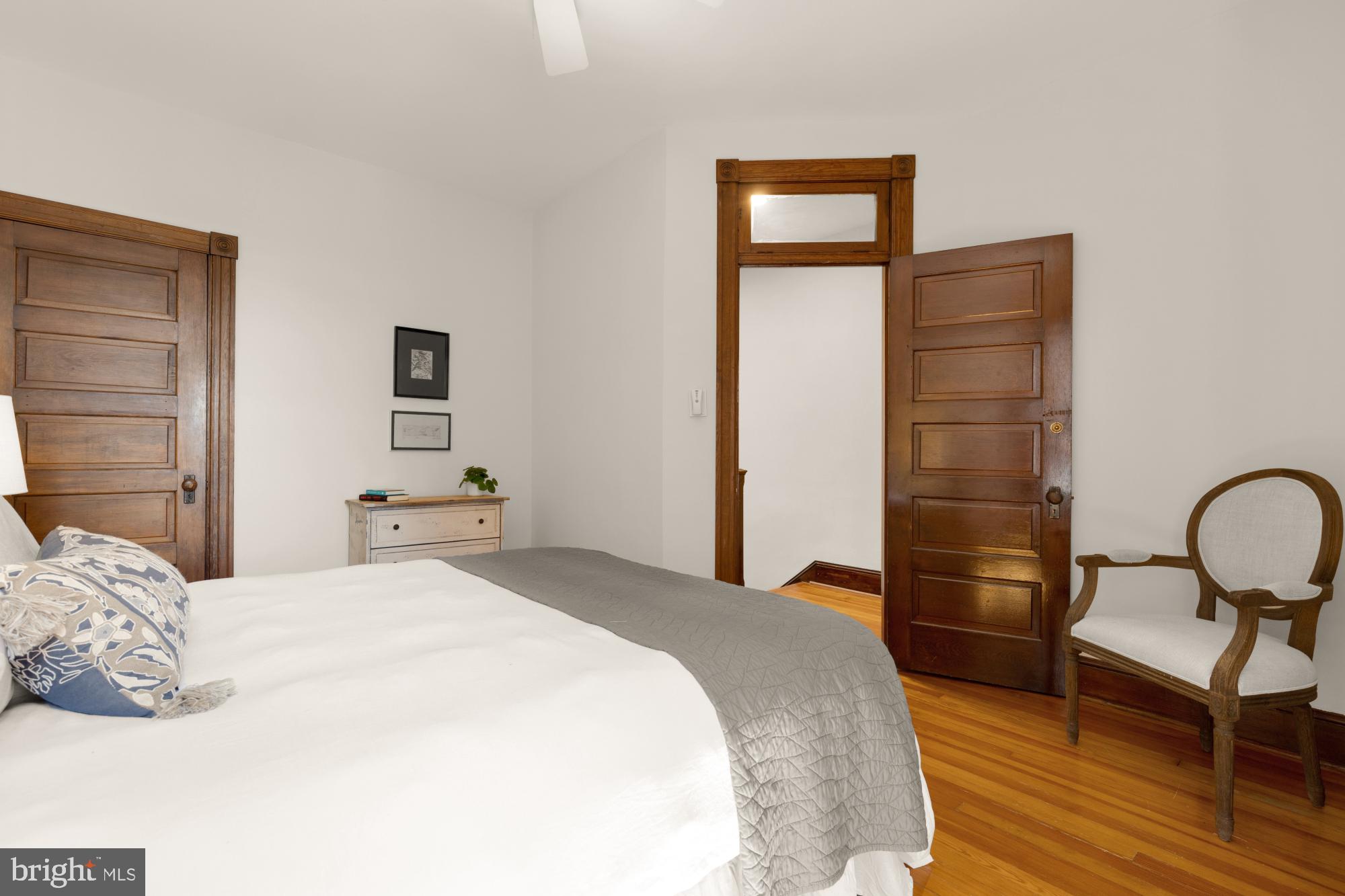 1321 E EAST CAPITOL STREET SE