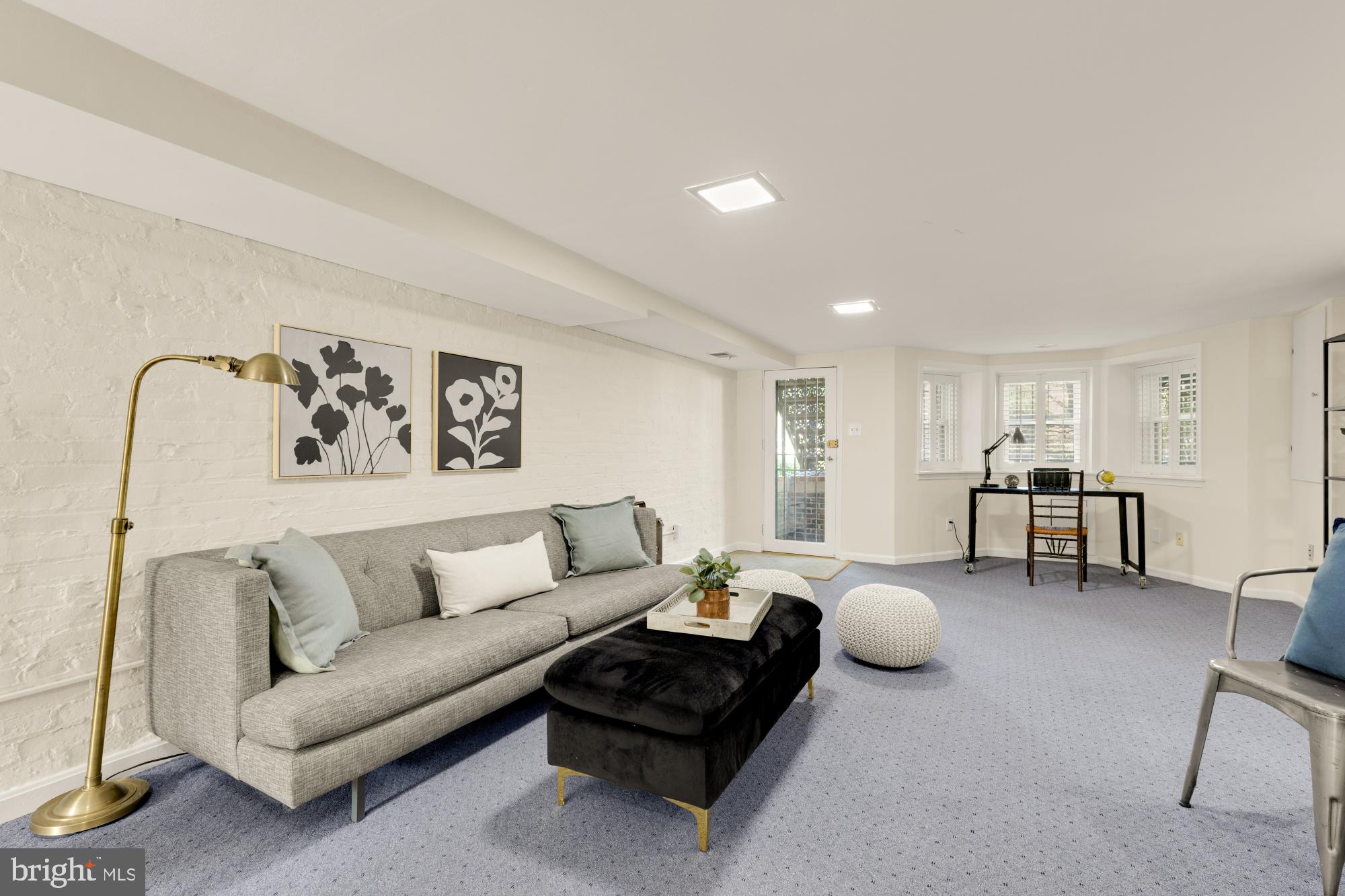 1321 E EAST CAPITOL STREET SE