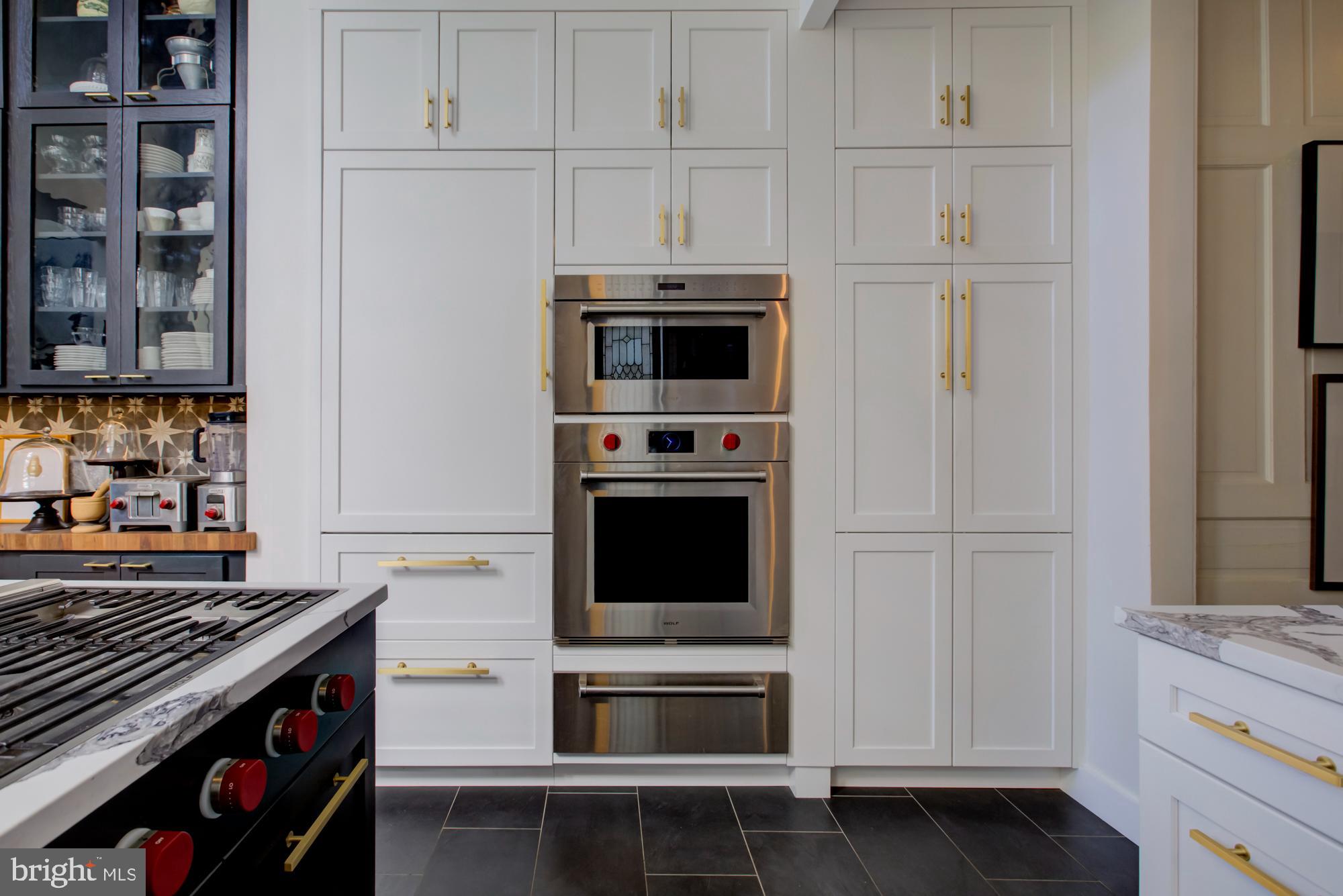 907 EAST CAPITOL STREET SE