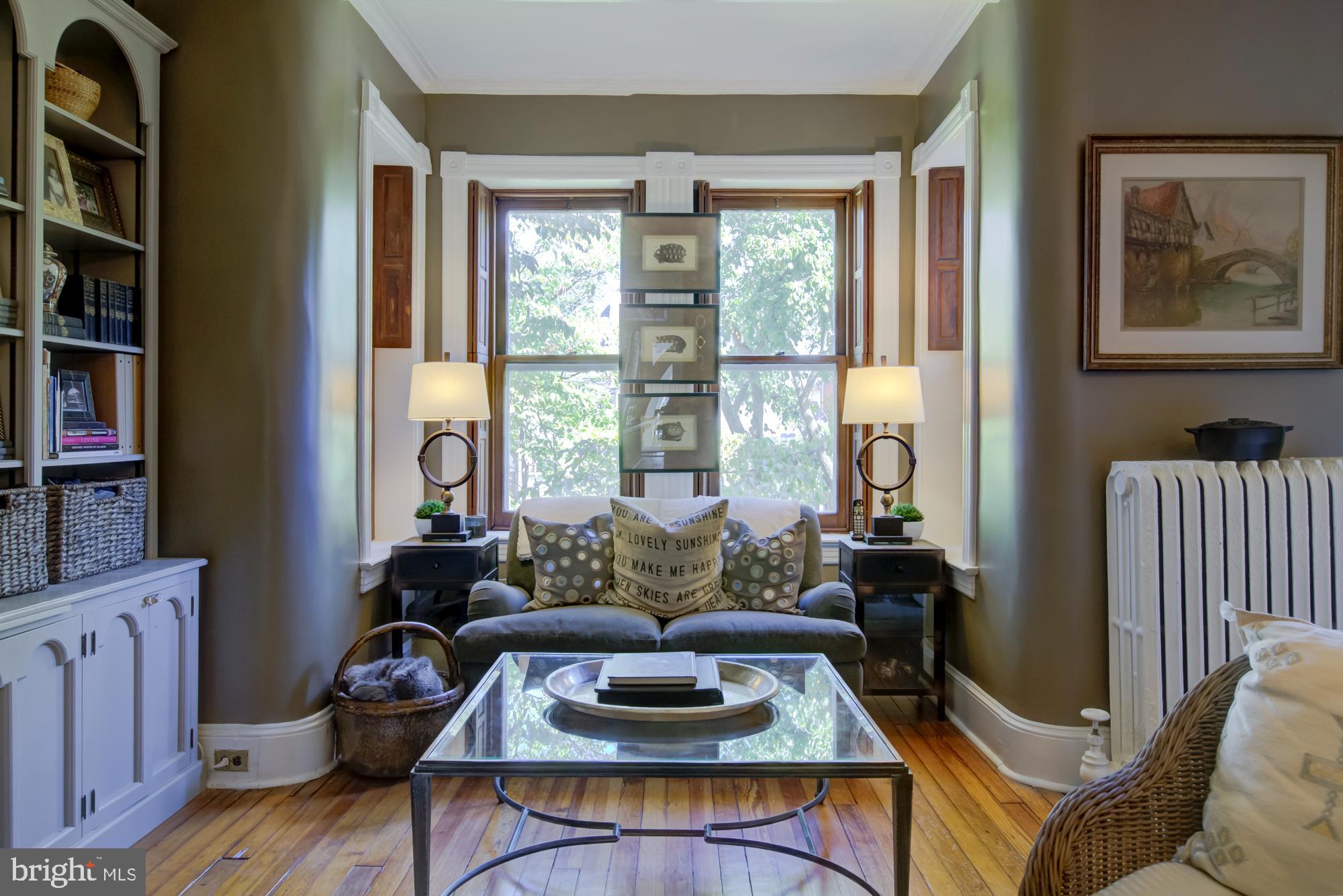 907 EAST CAPITOL STREET SE