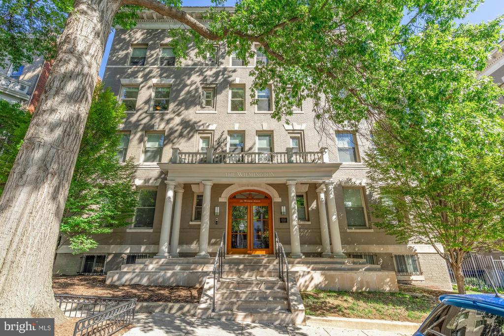 1811 WYOMING AVENUE NW 32