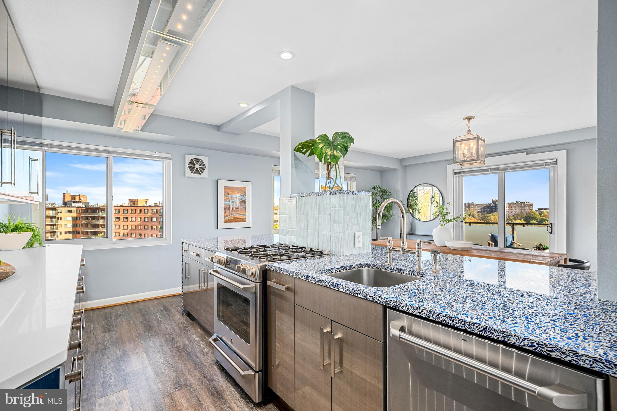 4201 CATHEDRAL AVENUE NW 1415W