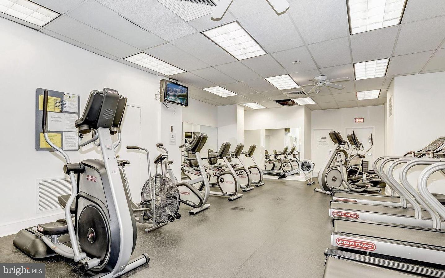 4201 CATHEDRAL AVENUE NW 1415W