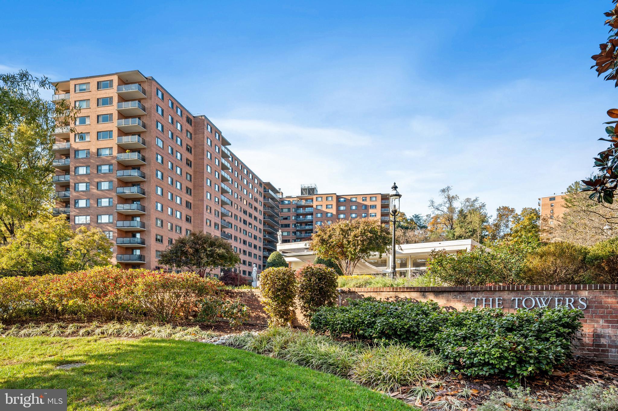 4201 CATHEDRAL AVENUE NW 1415W