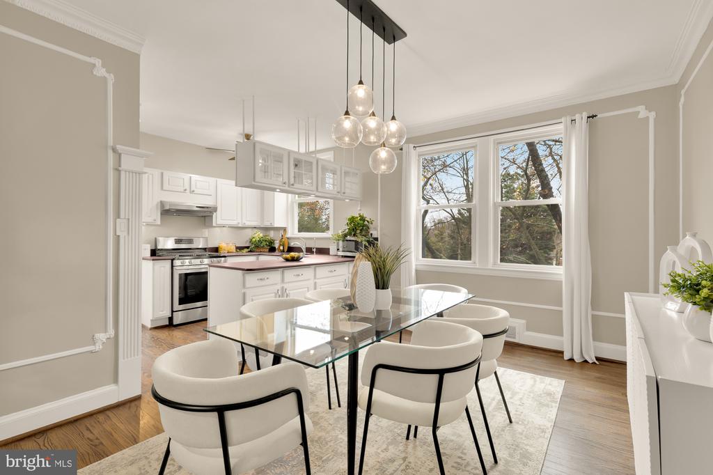 5221 CHEVY CHASE PARKWAY NW