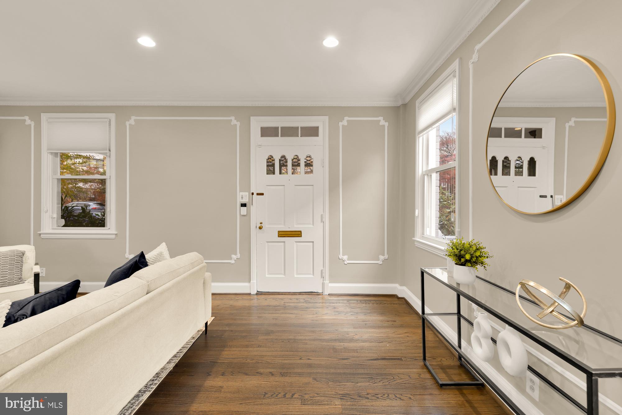 5221 CHEVY CHASE PARKWAY NW