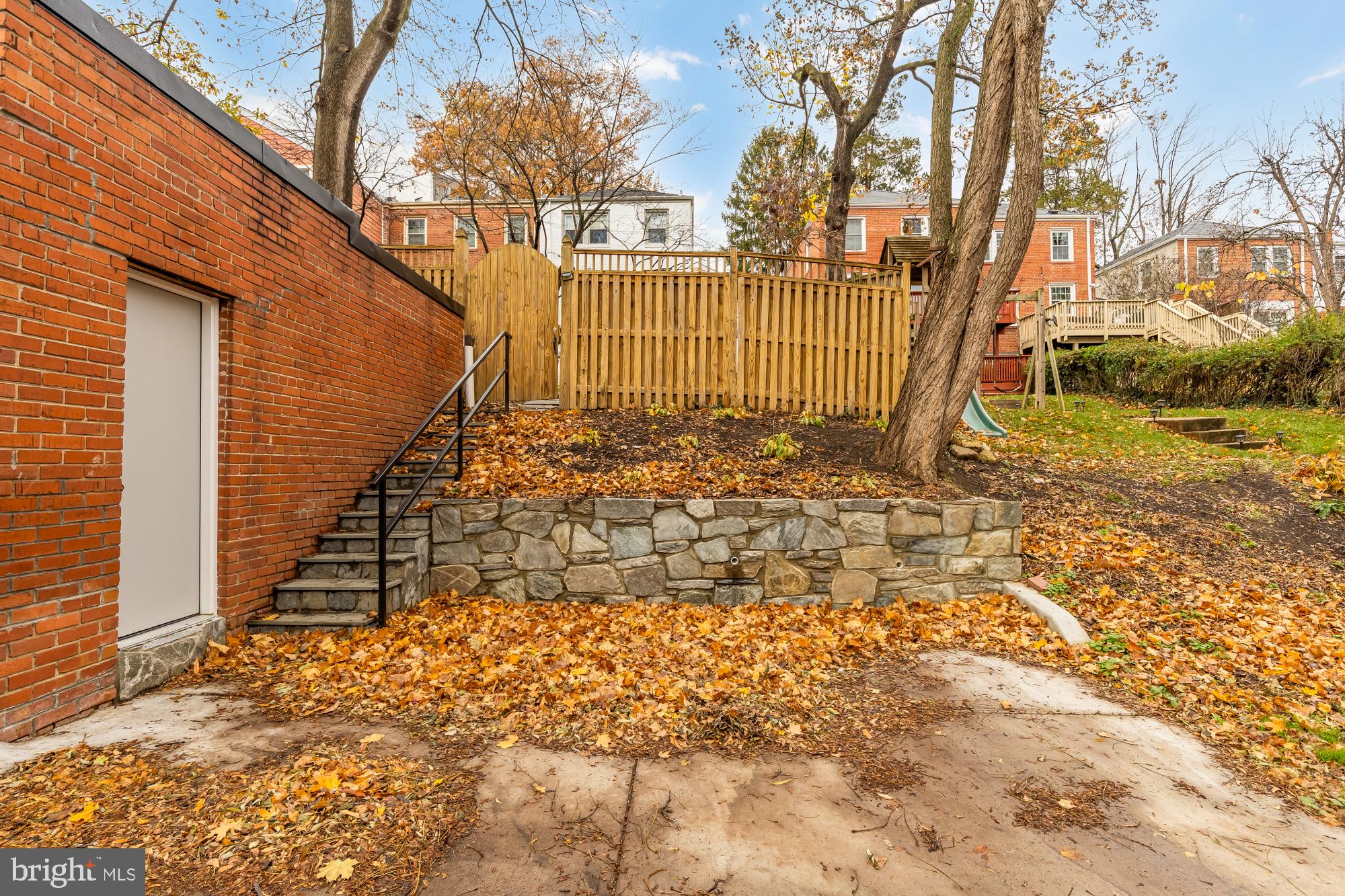 5221 CHEVY CHASE PARKWAY NW