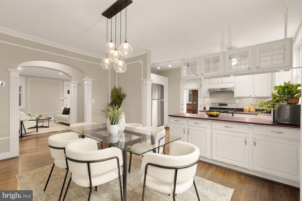 5221 CHEVY CHASE PARKWAY NW