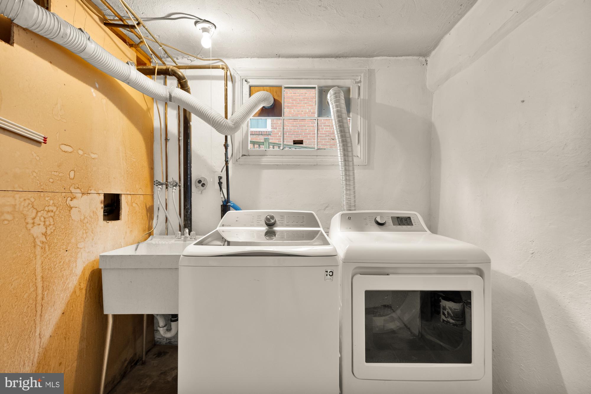 5221 CHEVY CHASE PARKWAY NW