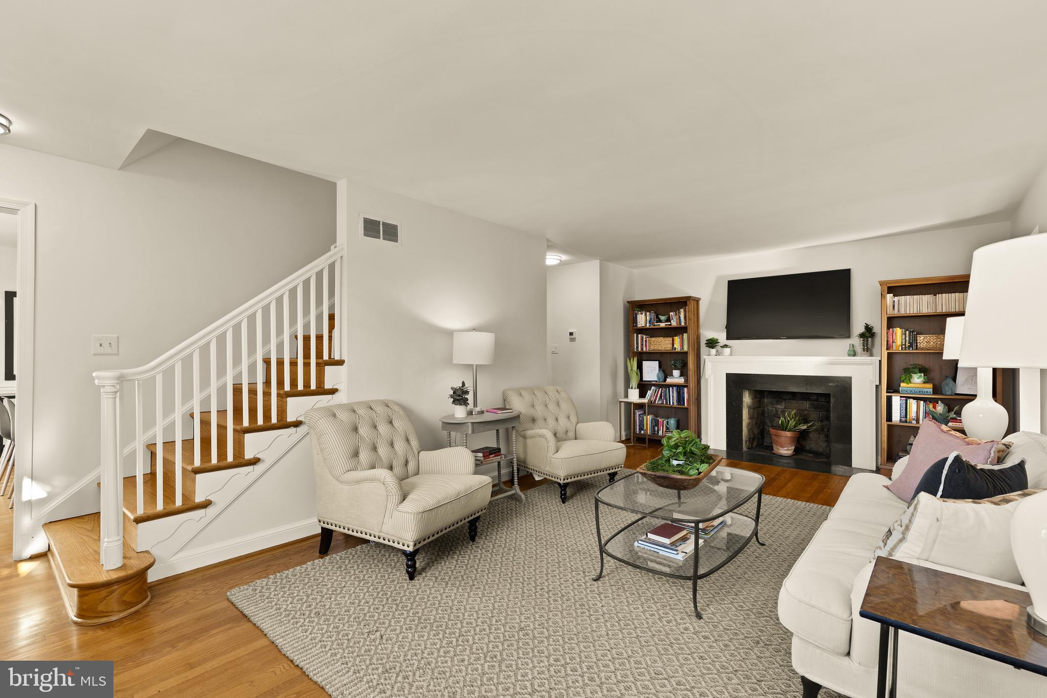 5705 MACARTHUR BOULEVARD NW