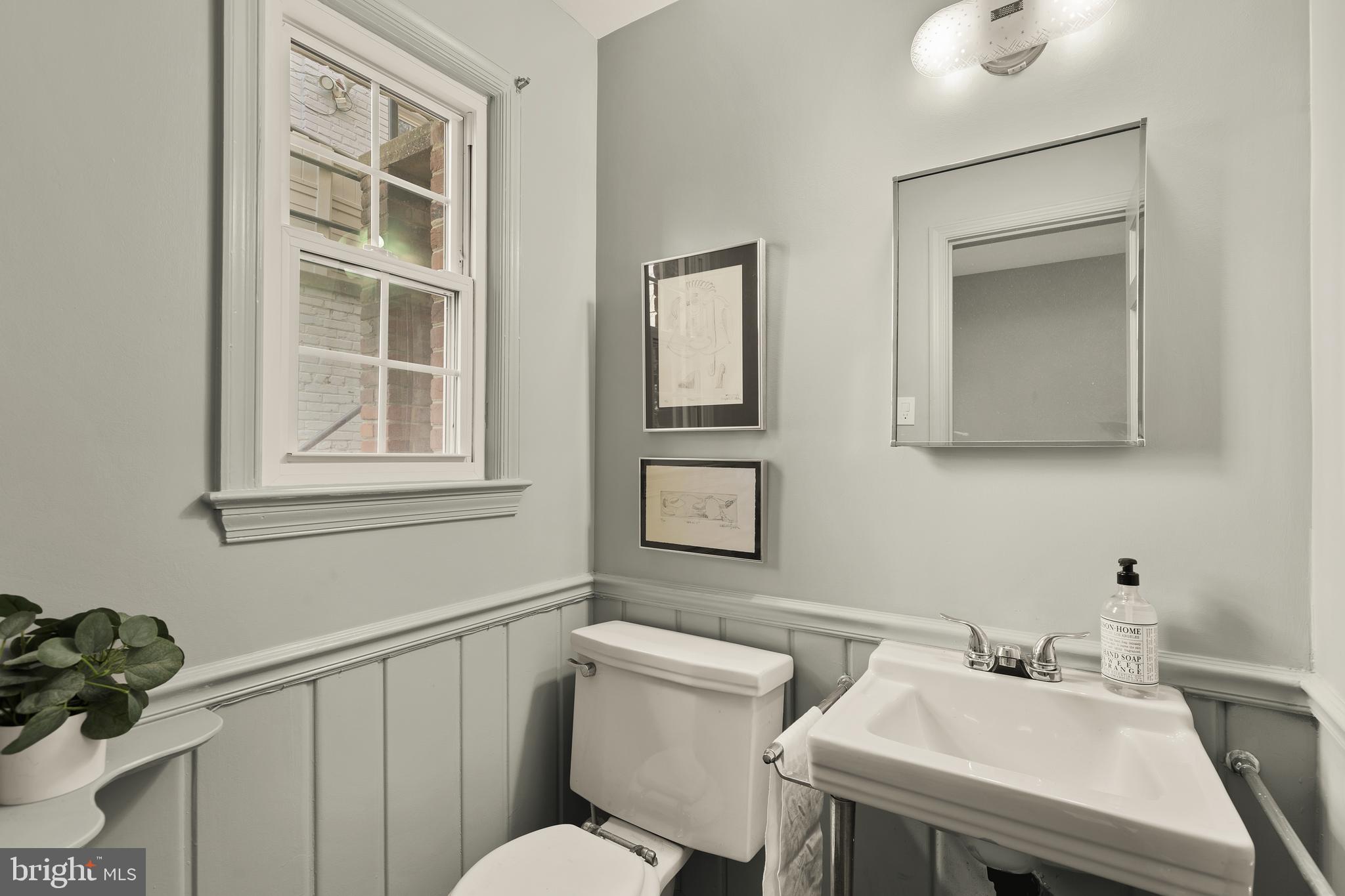 5705 MACARTHUR BOULEVARD NW