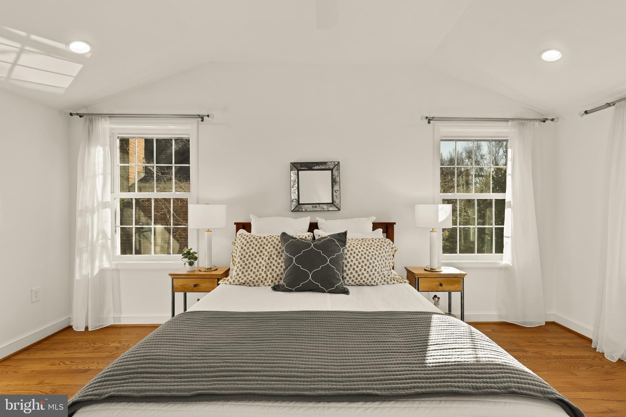 5705 MACARTHUR BOULEVARD NW