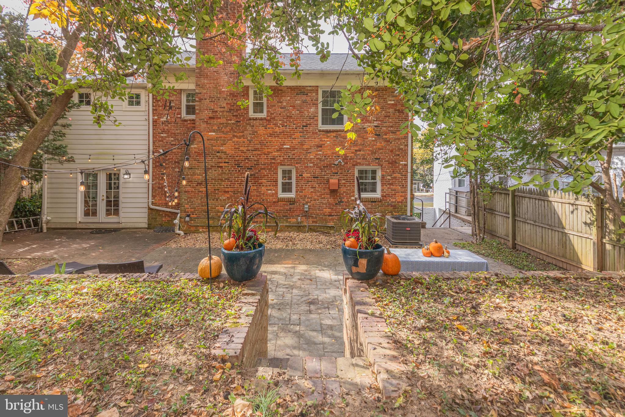 5705 MACARTHUR BOULEVARD NW