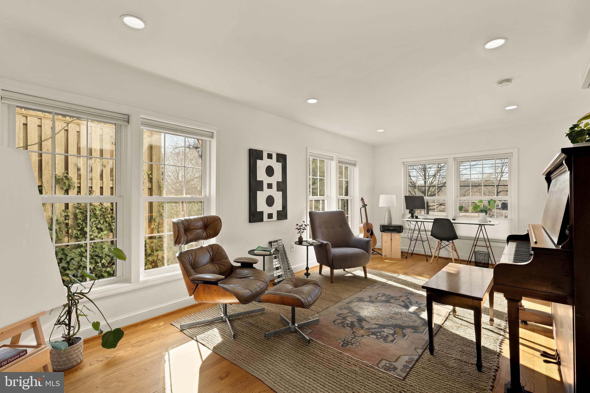 5705 MACARTHUR BOULEVARD NW