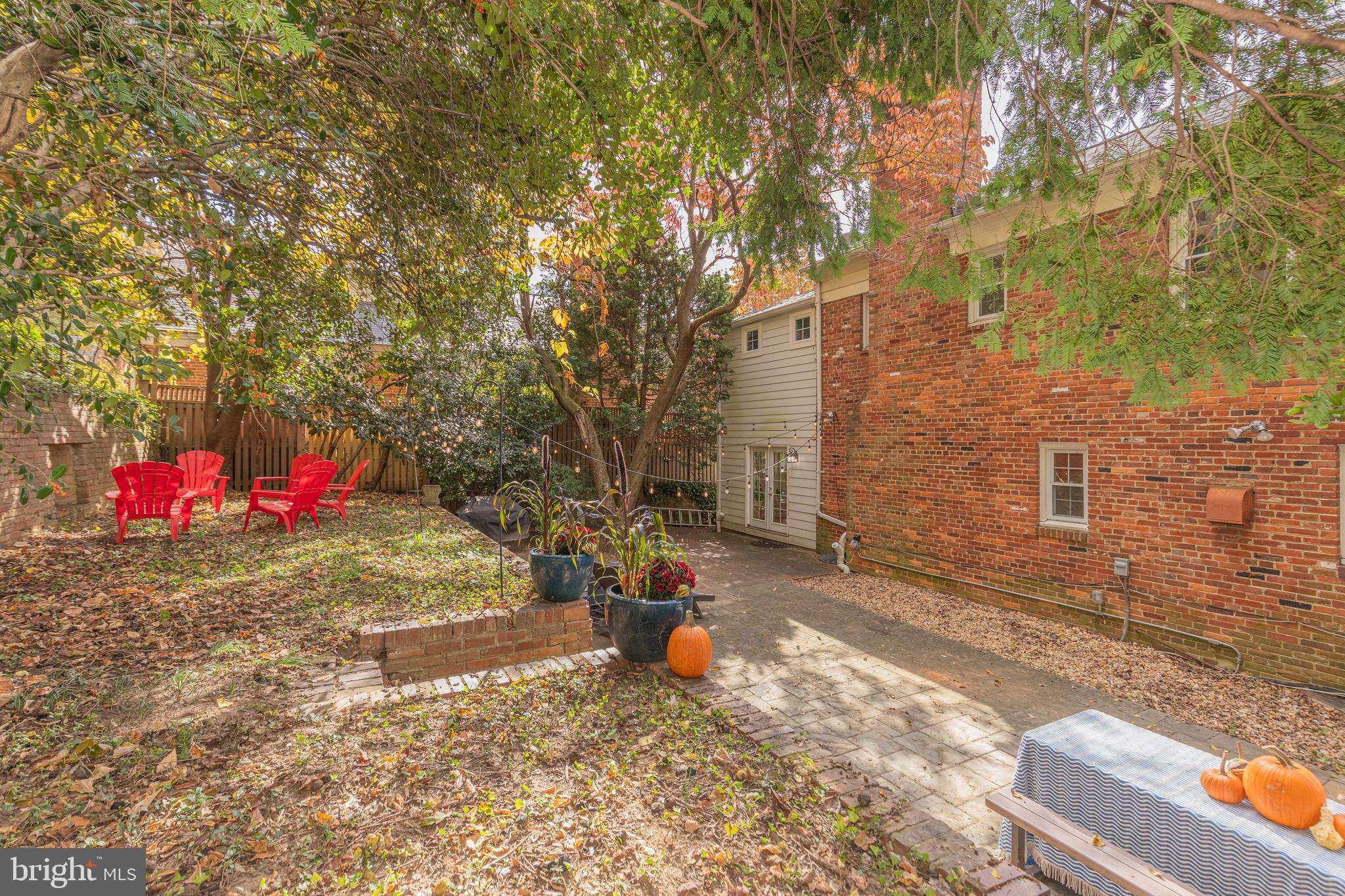 5705 MACARTHUR BOULEVARD NW