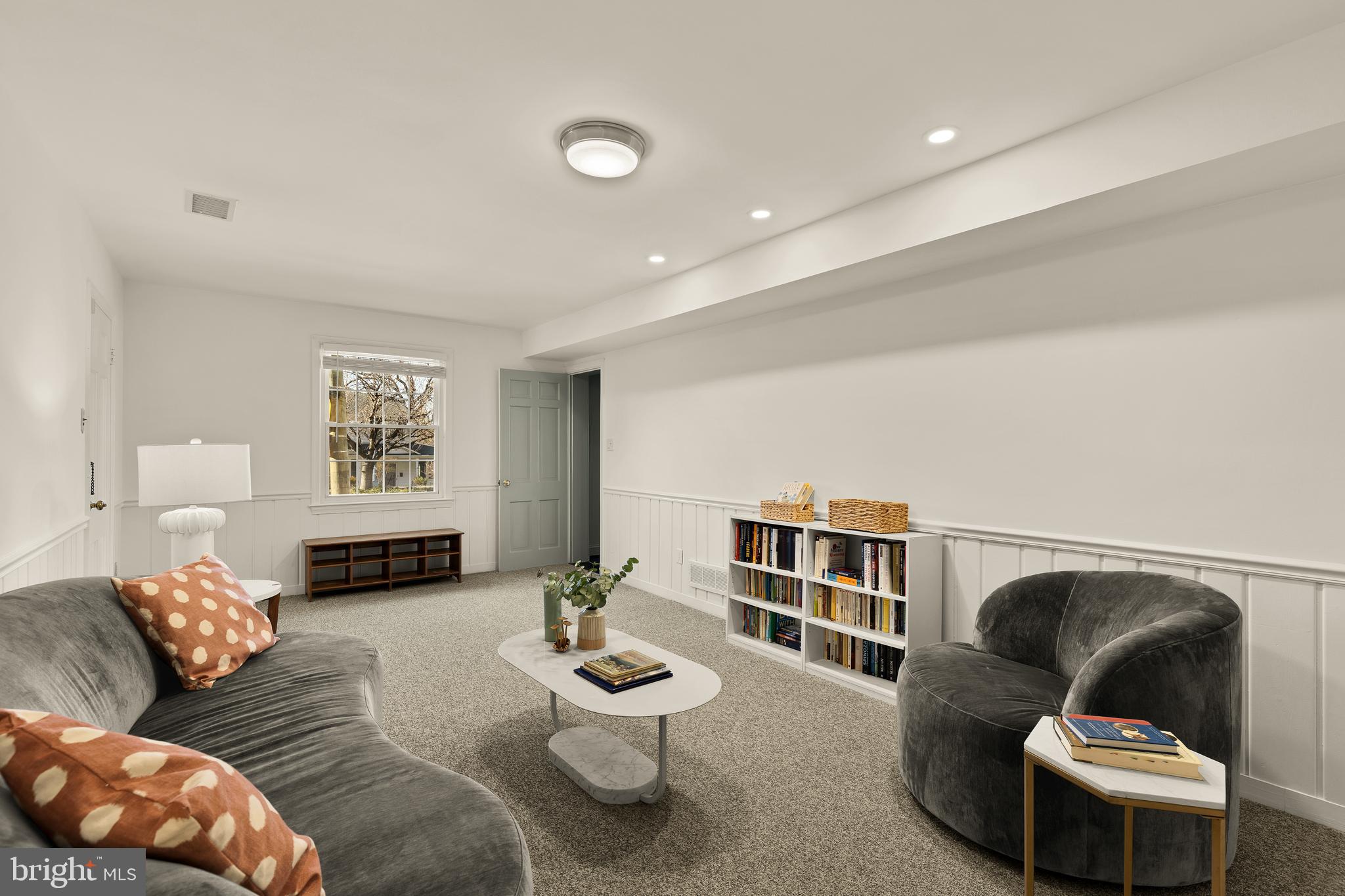 5705 MACARTHUR BOULEVARD NW