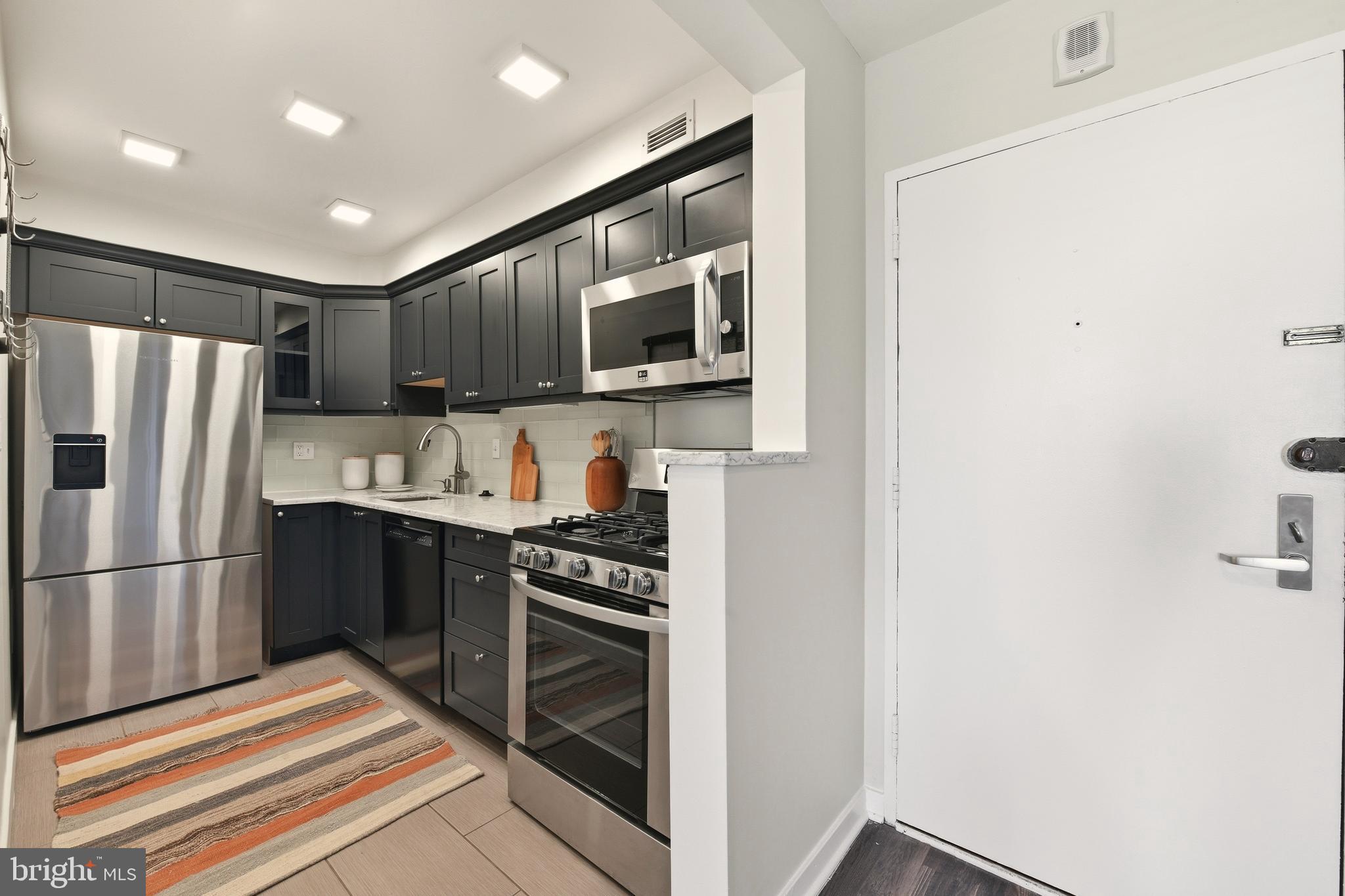 1245 4TH STREET SW E805