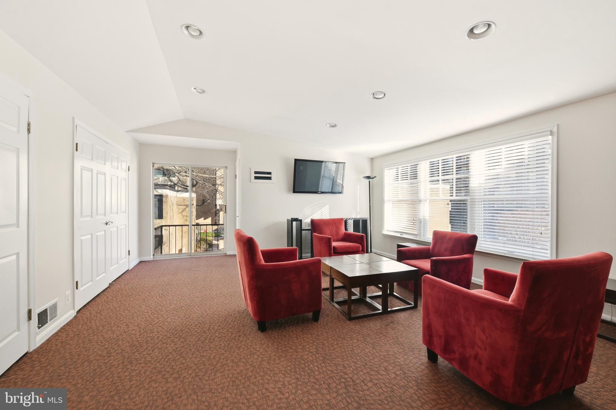 1245 4TH STREET SW E805