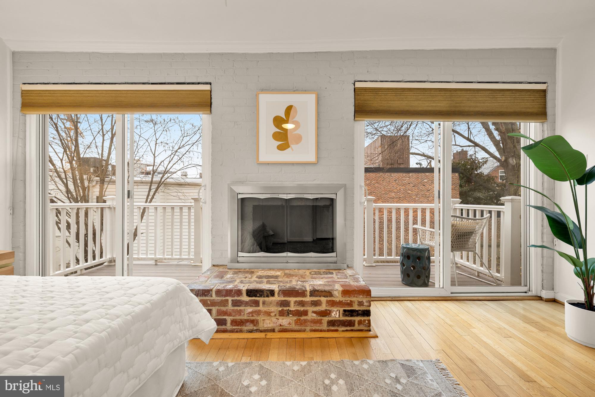 2808 OLIVE STREET NW