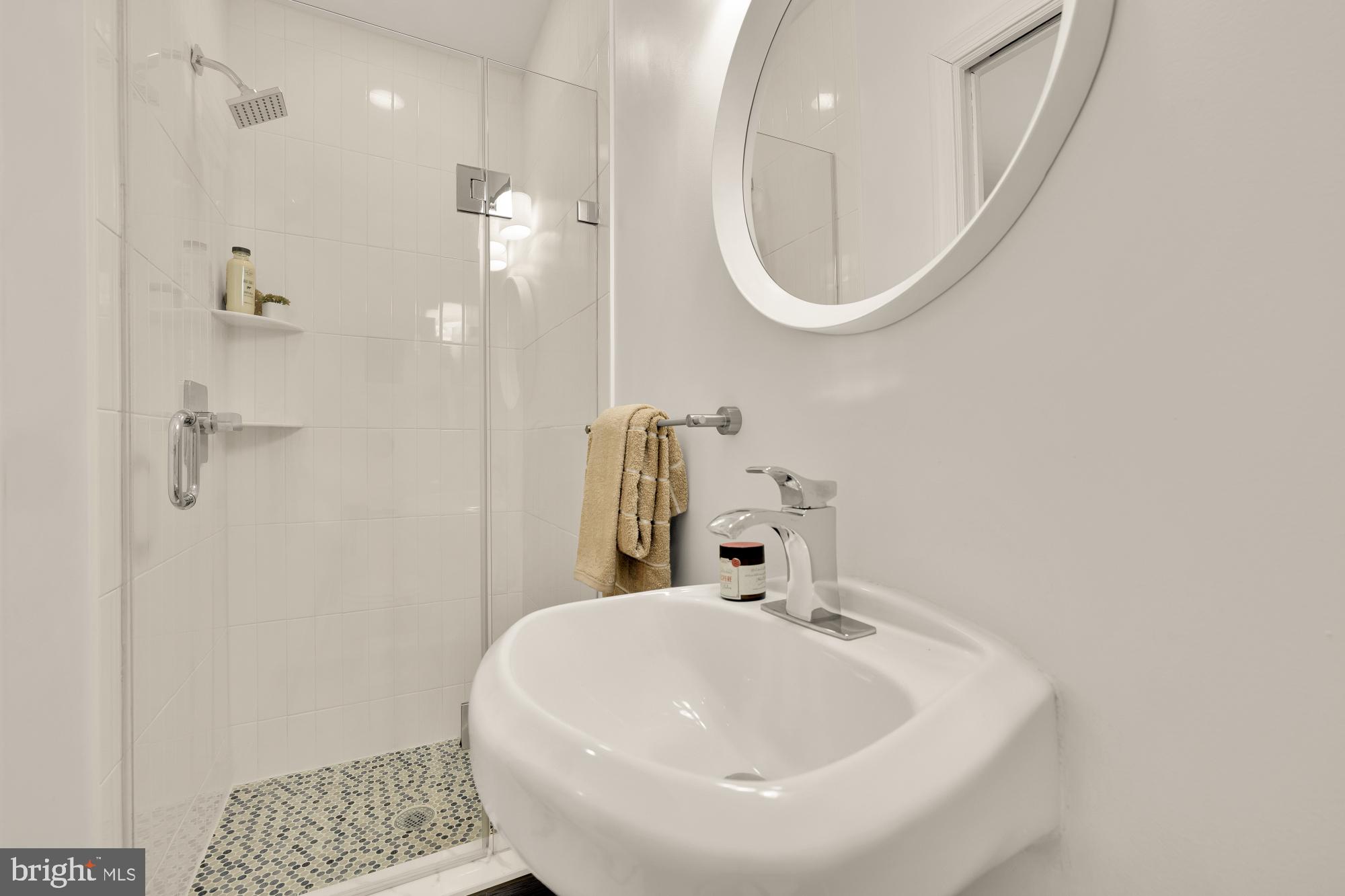 2808 OLIVE STREET NW