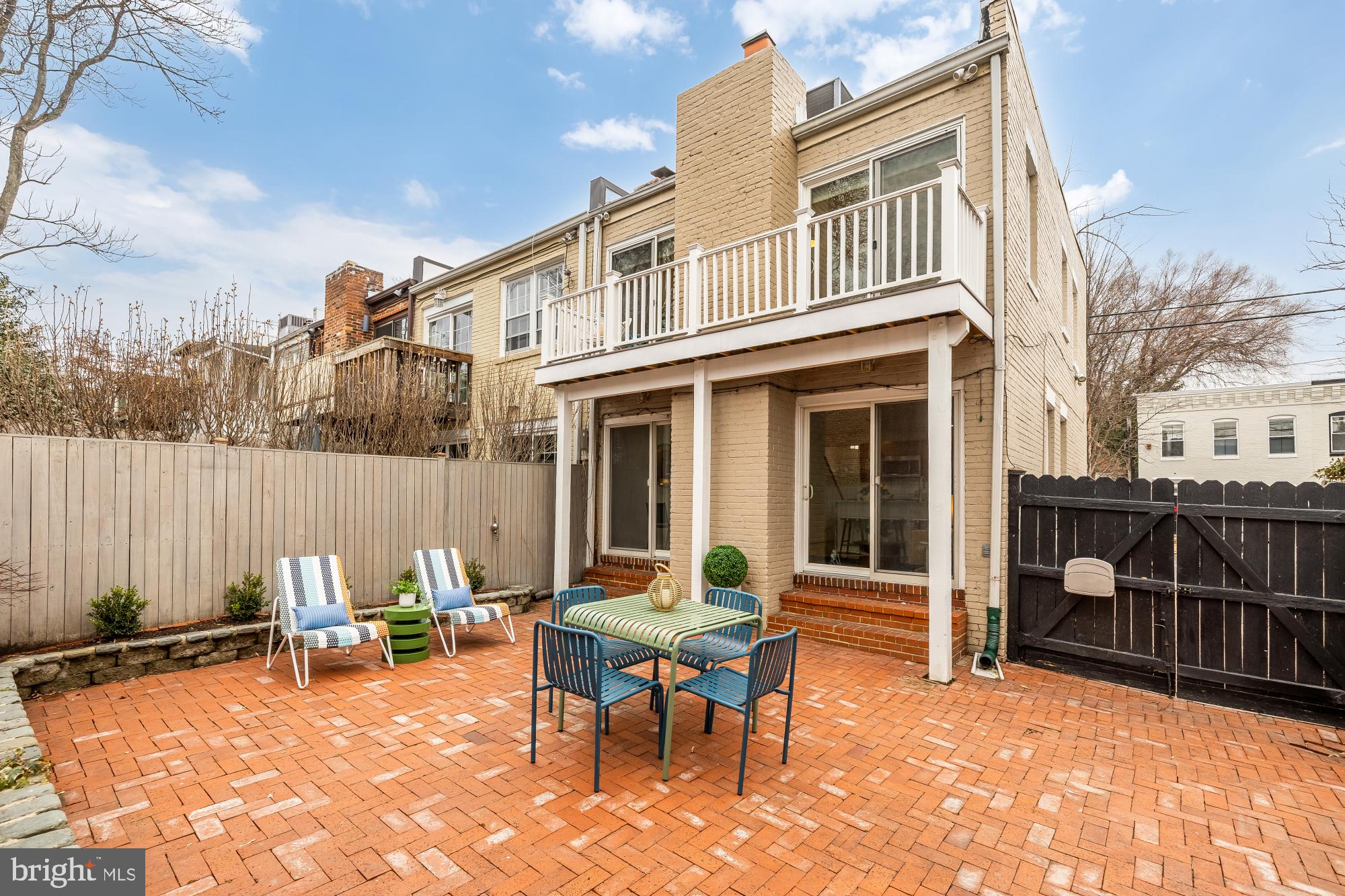 2808 OLIVE STREET NW