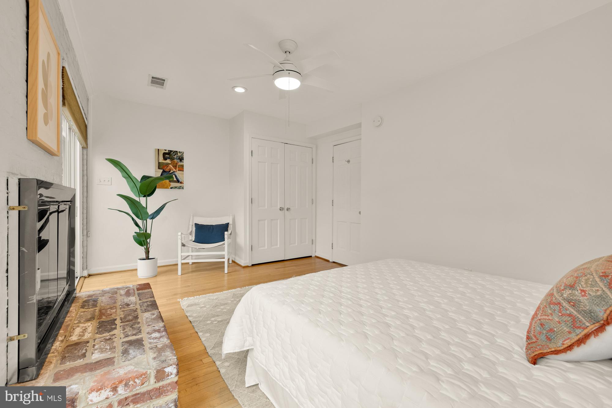 2808 OLIVE STREET NW