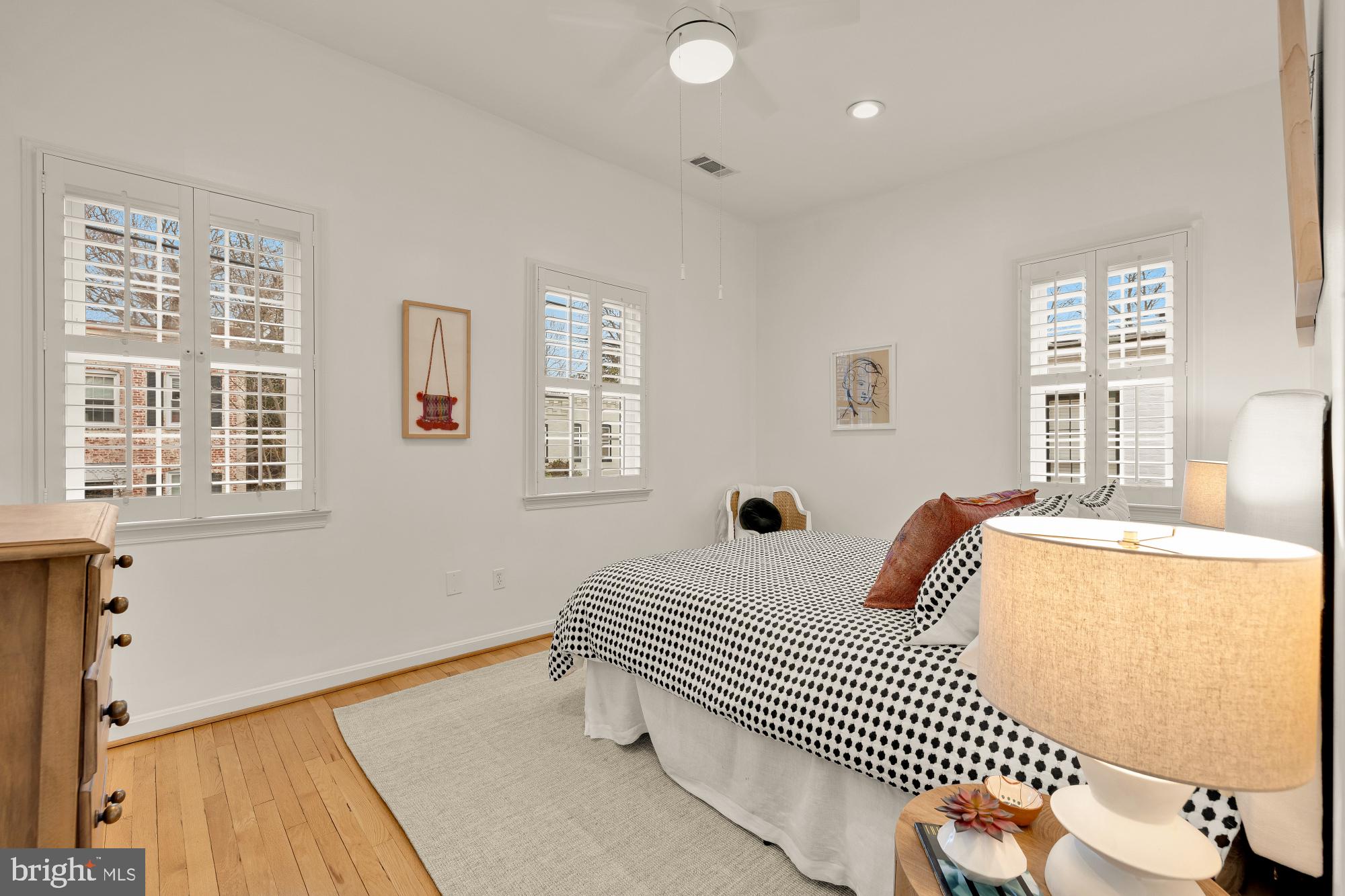 2808 OLIVE STREET NW